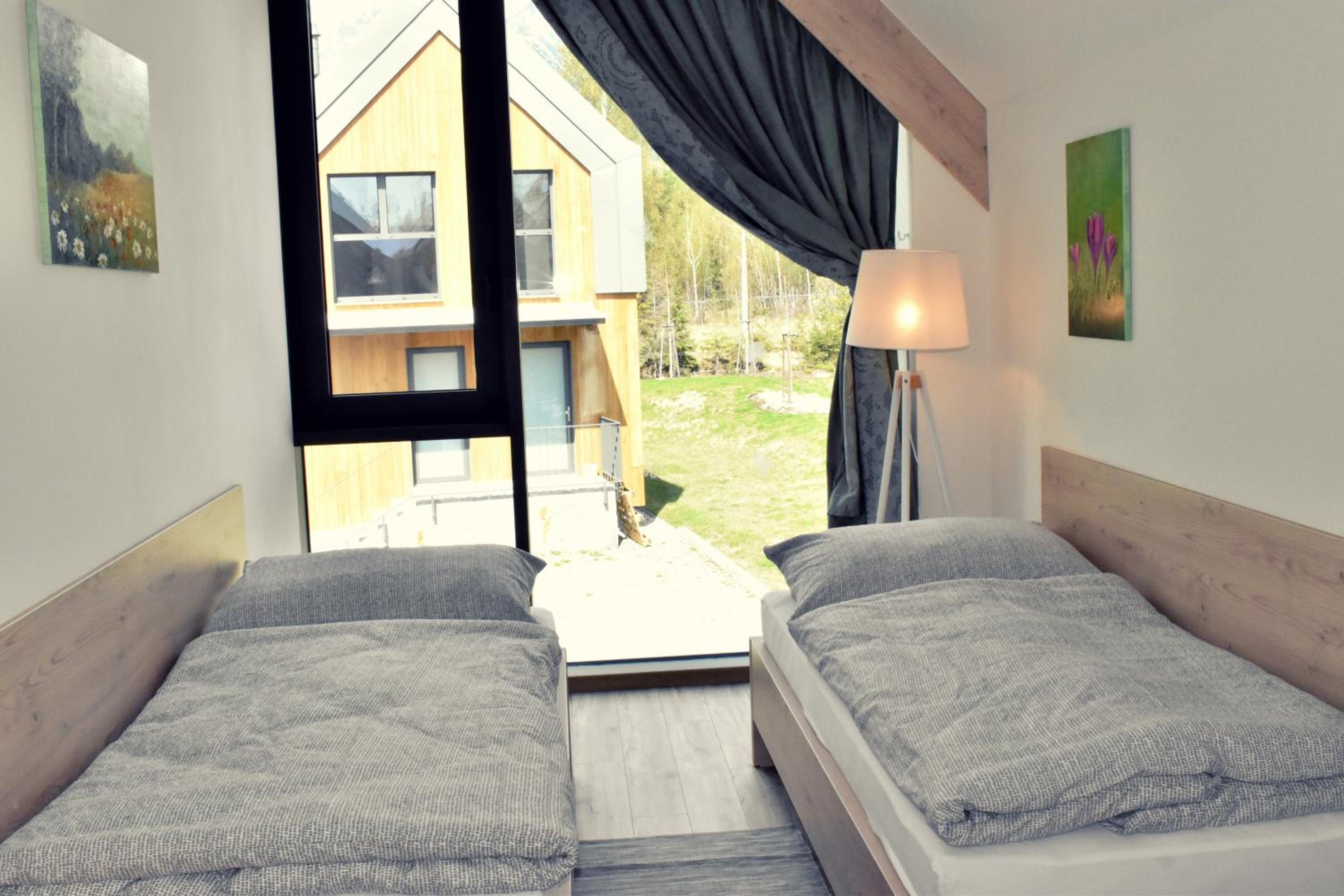 Three-Bedroom House - Photo 10