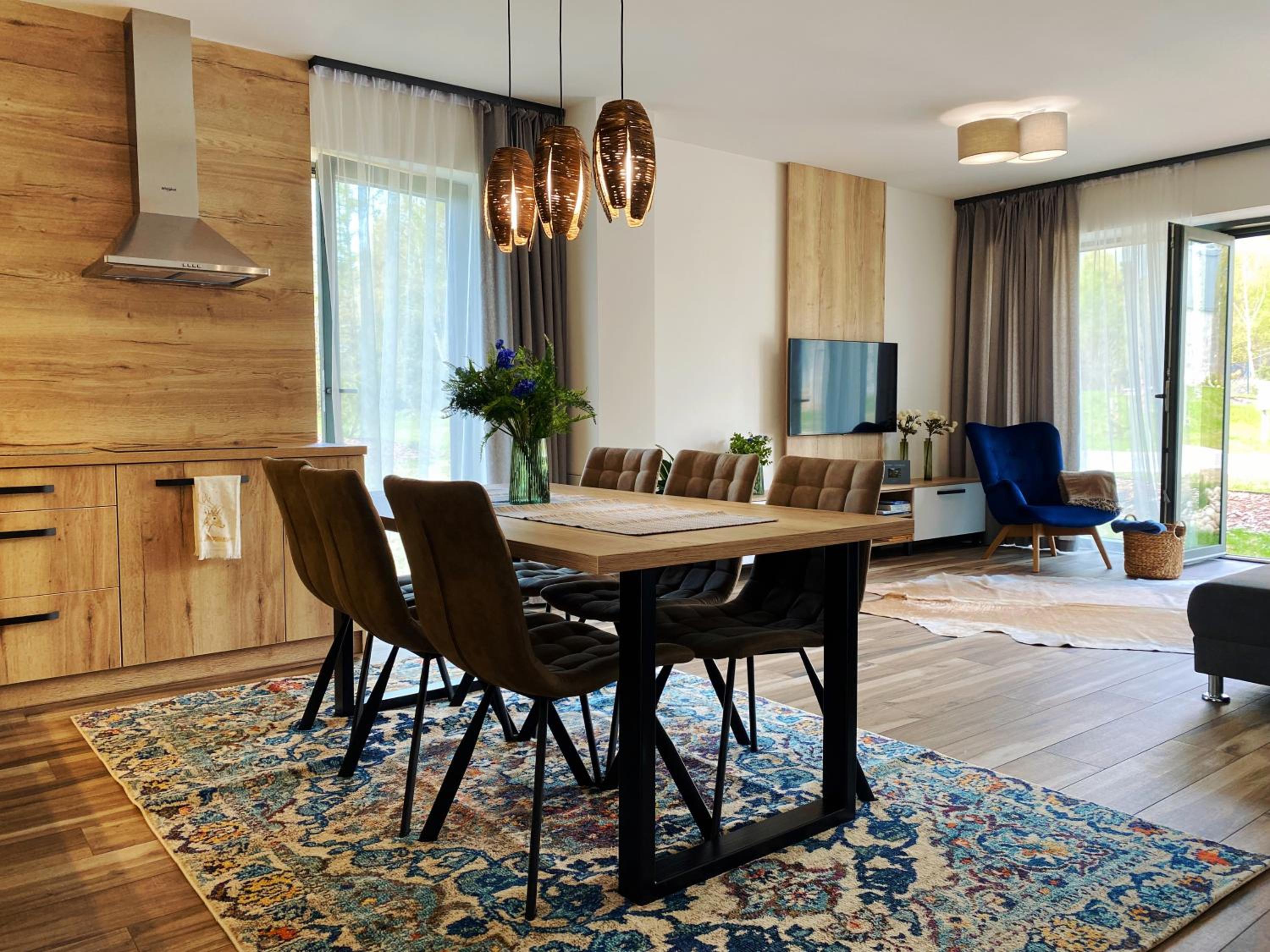 Three-Bedroom House - Photo 12
