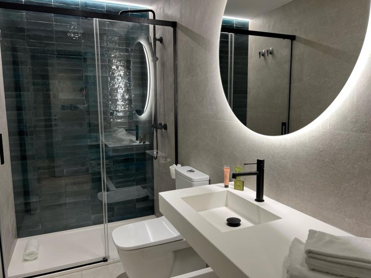 Triple Room - Photo 7