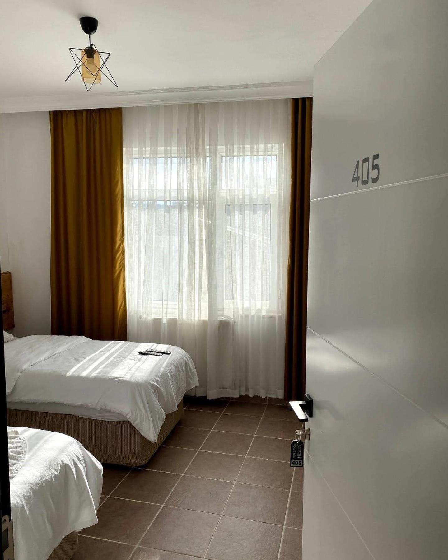Standard Twin Room photo 1