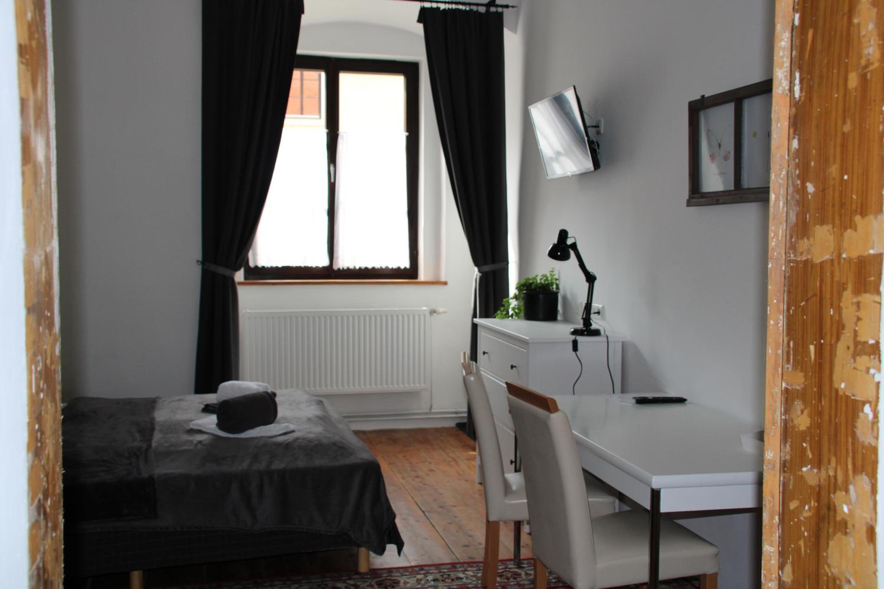 Two-Bedroom Suite - Photo 30