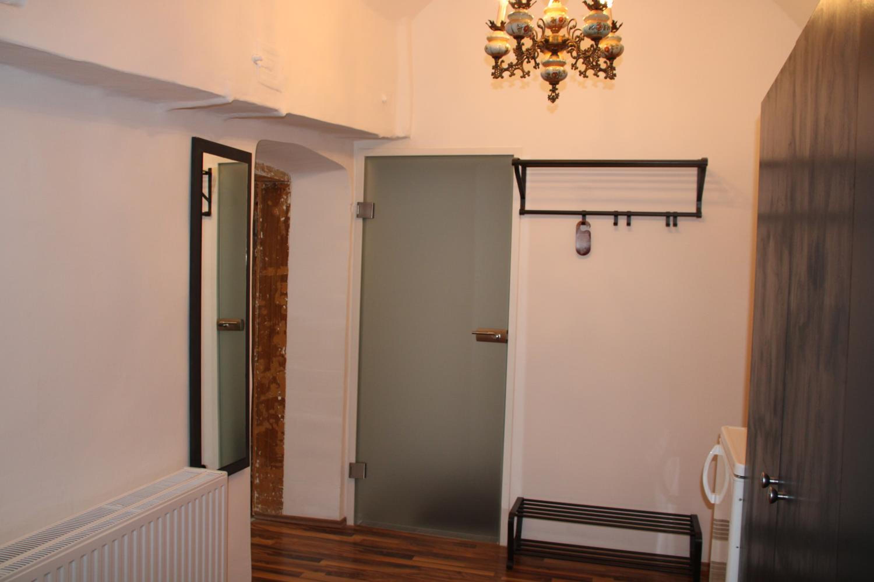 Two-Bedroom Suite - Photo 31