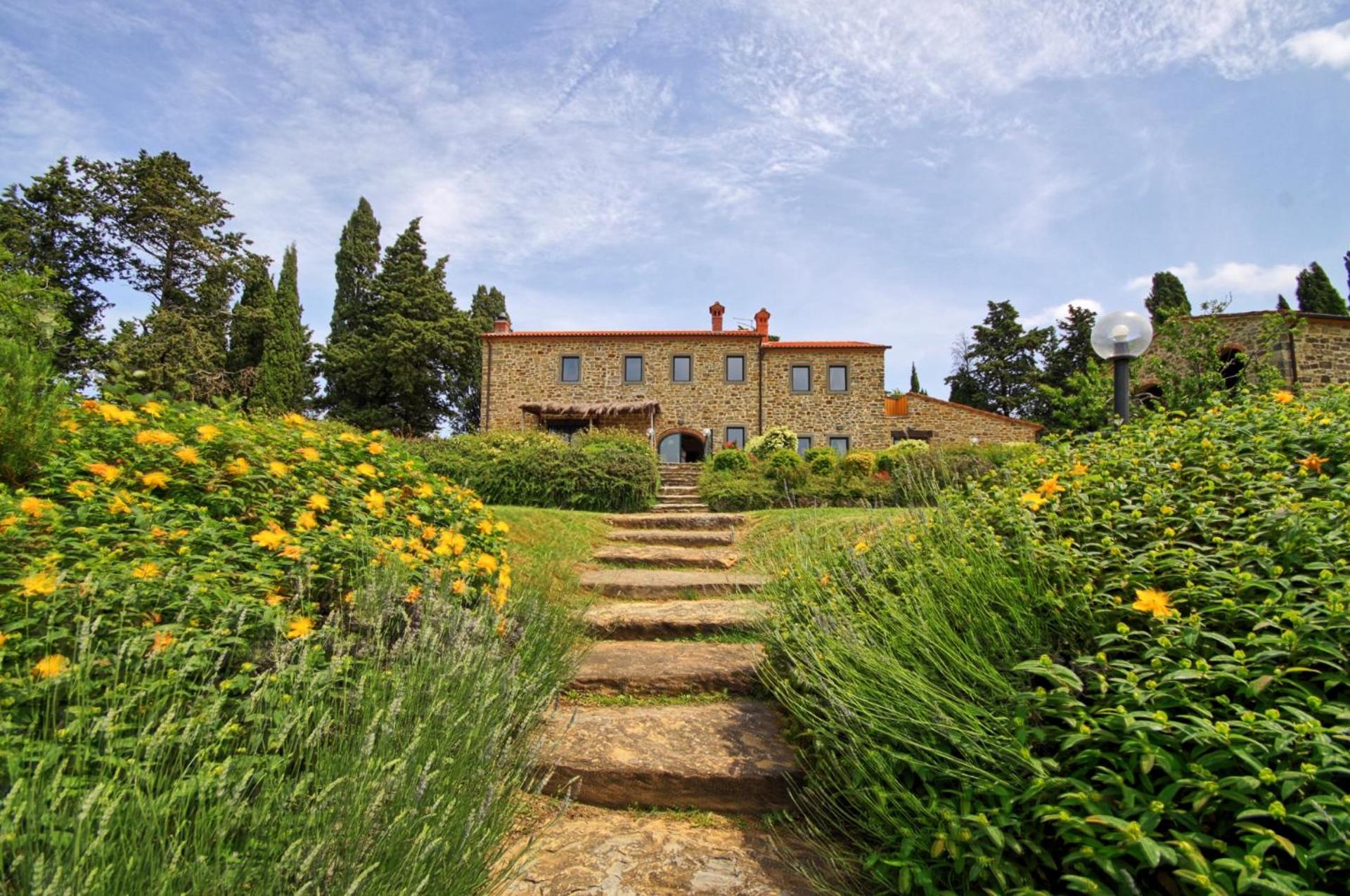 Five-Bedroom Villa - Split Level  - Photo 33
