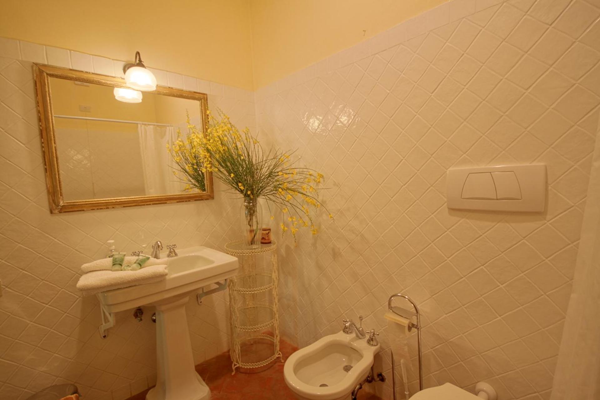 Five-Bedroom Villa - Split Level  - Photo 30