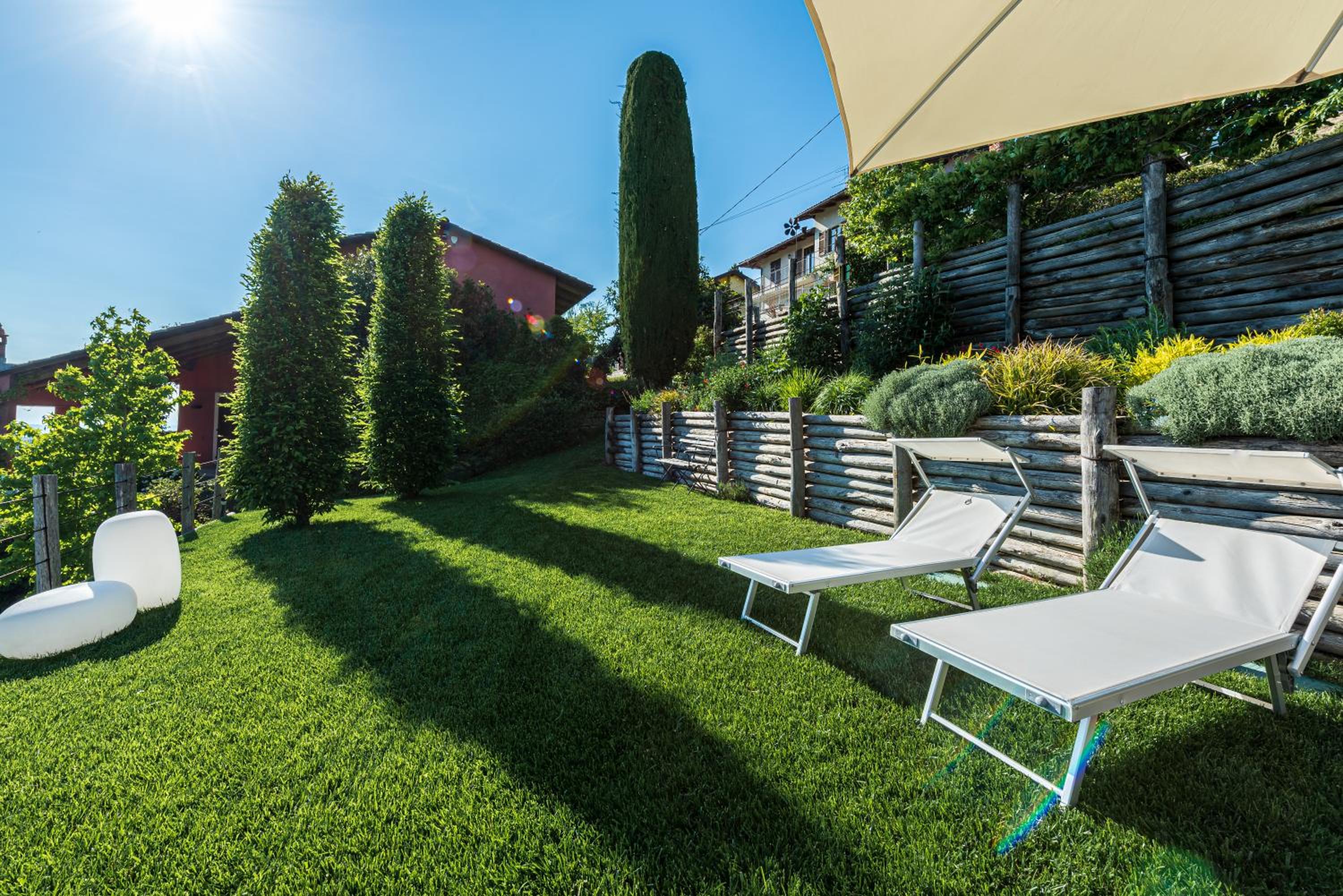 Apartment with Garden View photo 3