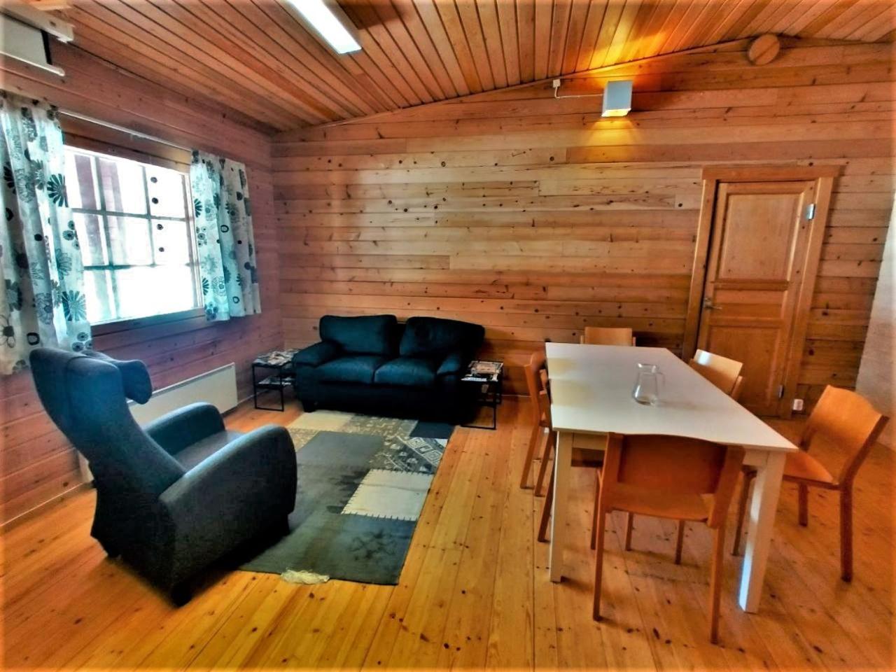 Triple Room with Shared Toilet photo 2