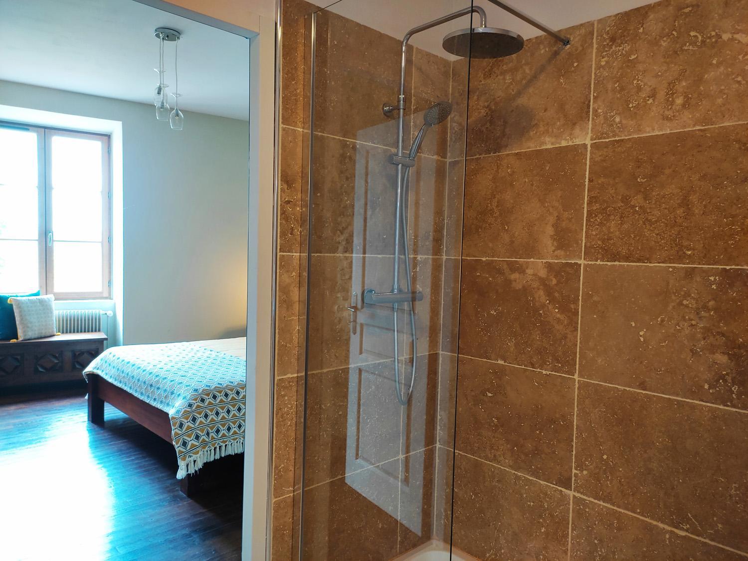 Deluxe King Room - Photo 4