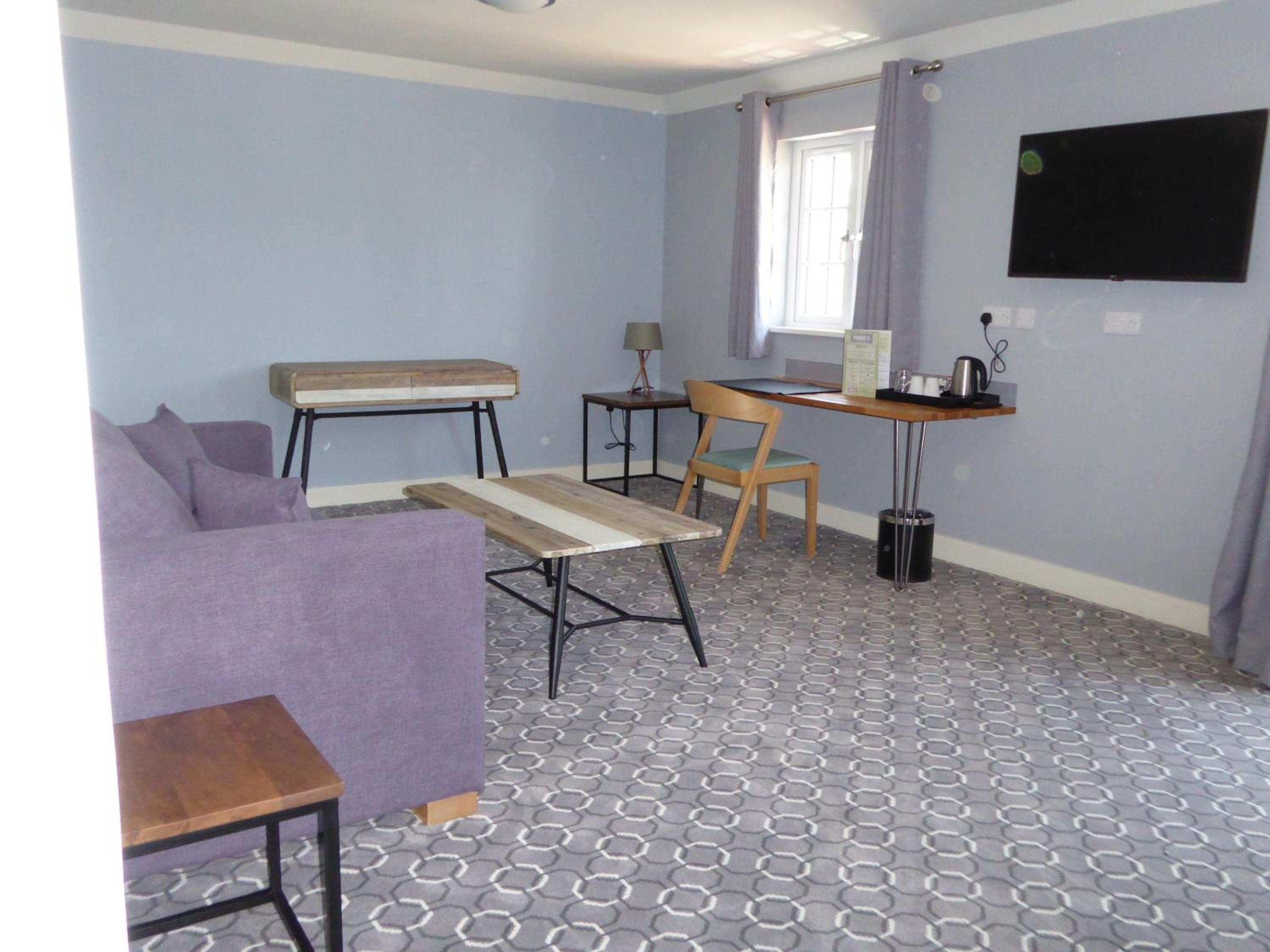 Deluxe King Room photo 1