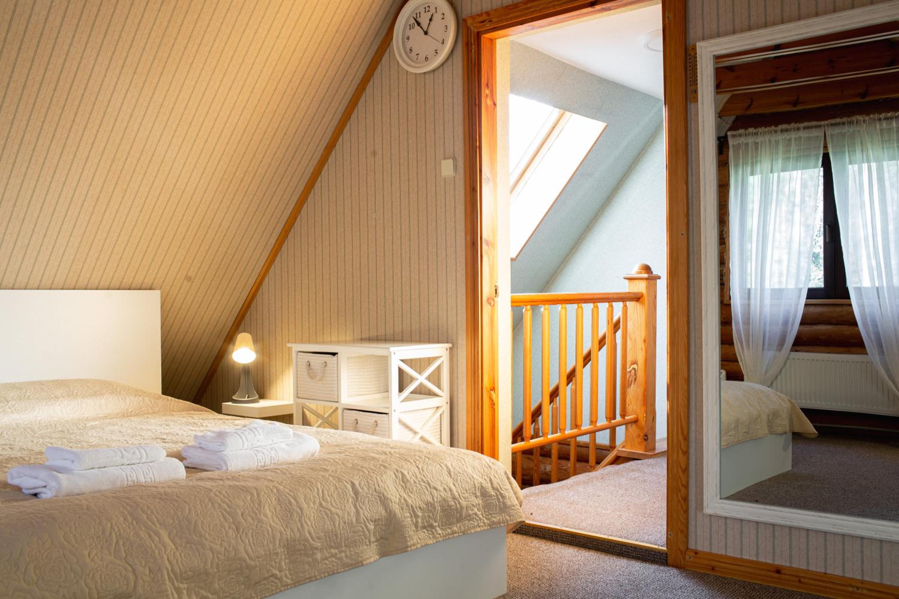 Three-Bedroom House - Photo 12