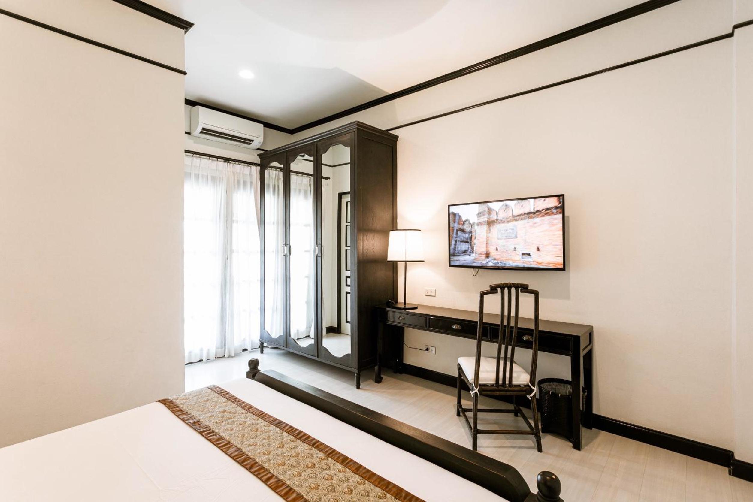 Deluxe Double or Twin Room - Photo 1