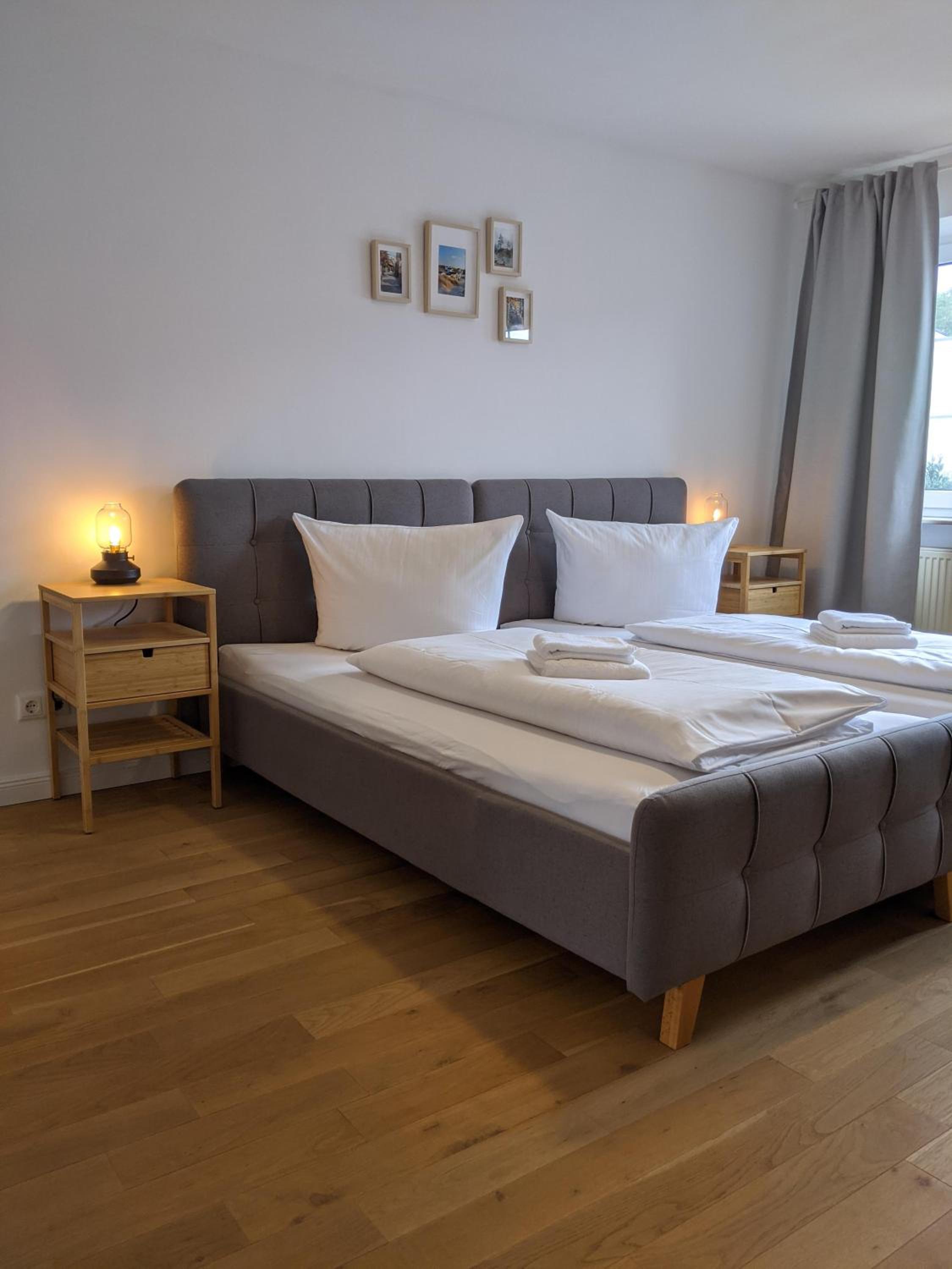 Apartment with City View - Photo 1