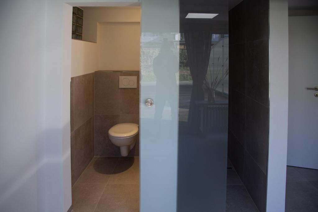 One-Bedroom Apartment - Photo 15