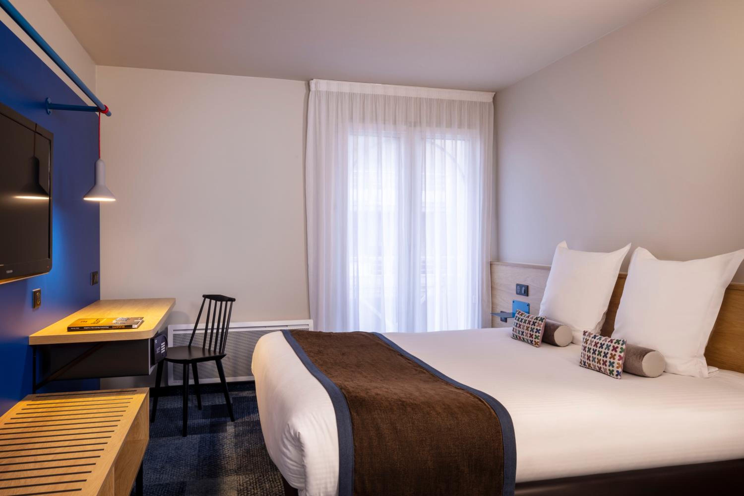 Standard Double Room - Photo 2