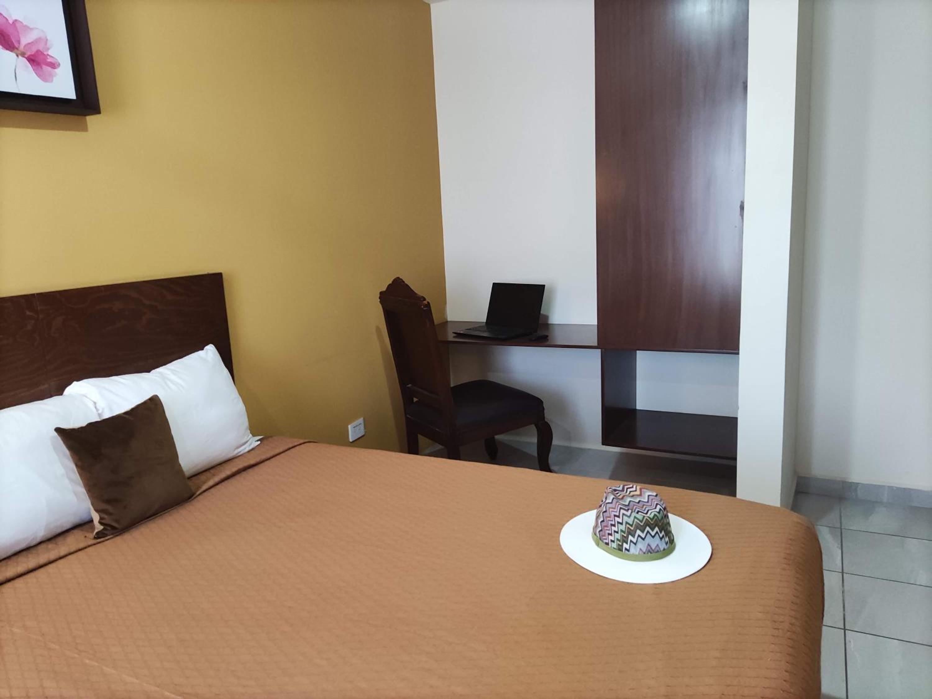 Deluxe Double Room with Two Double Beds - Photo 48