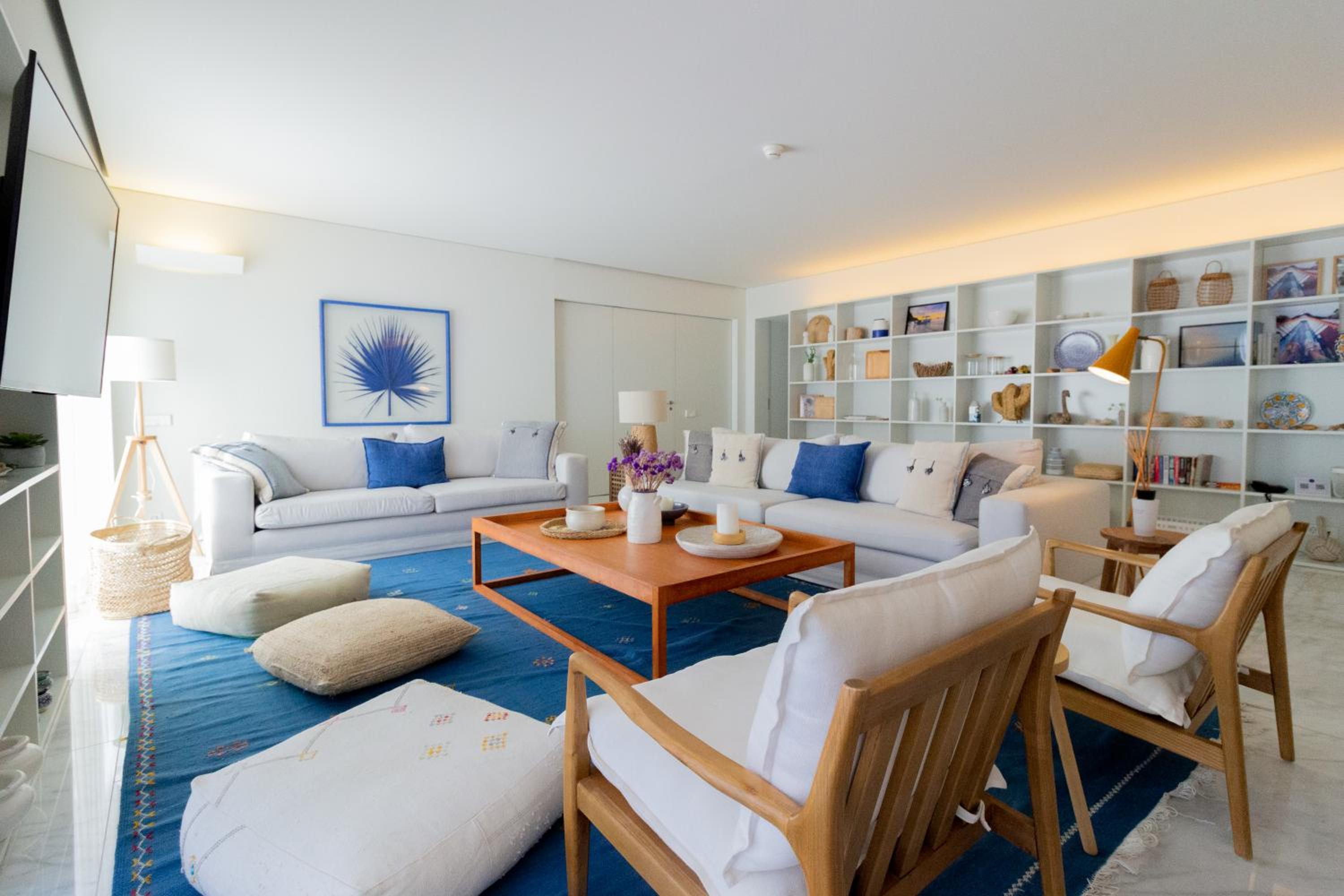 Appartement de Luxe 3 Chambres avec Bain à Remous - Vue sur Mer