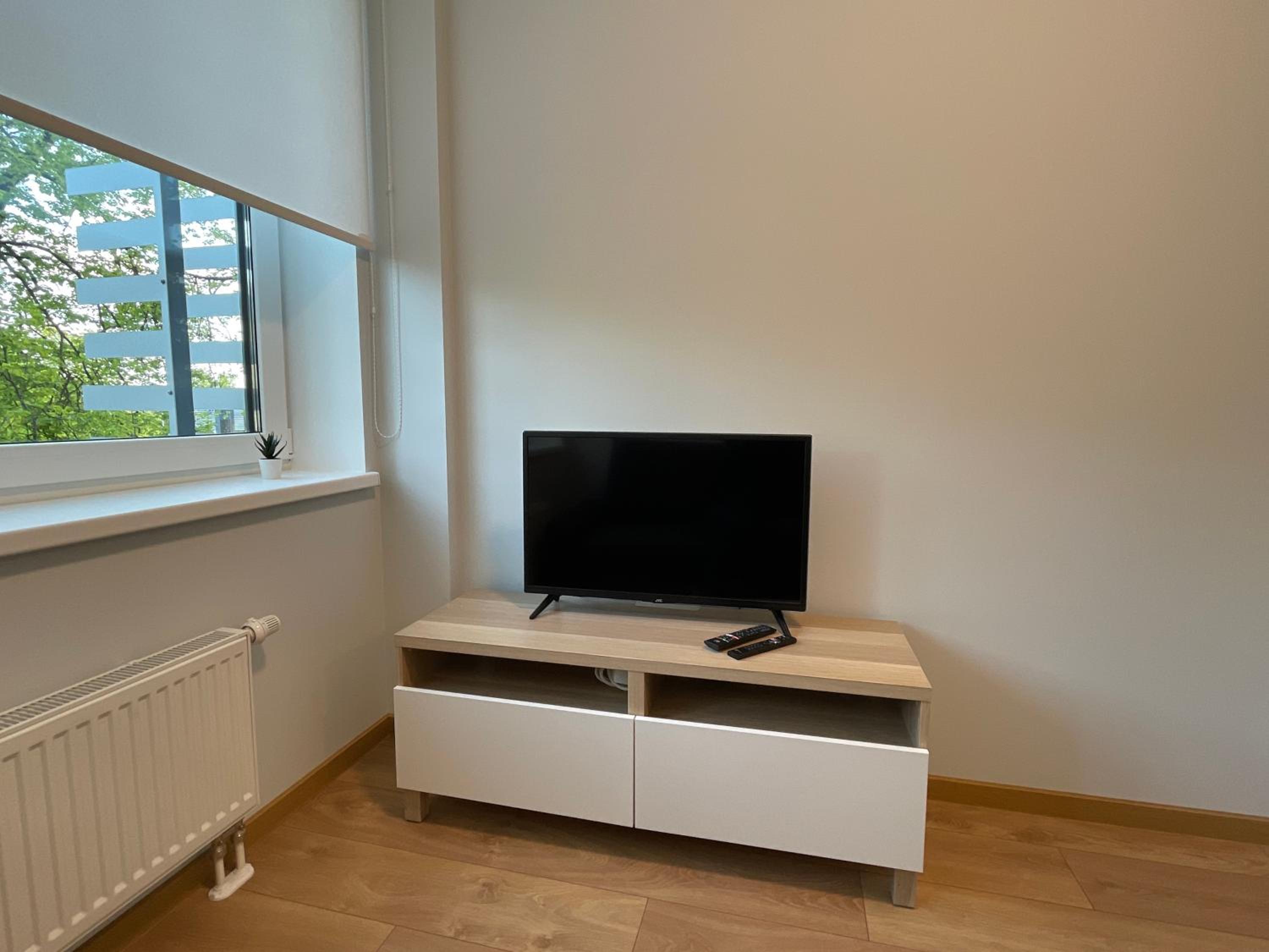 One-Bedroom Apartment - Photo 13