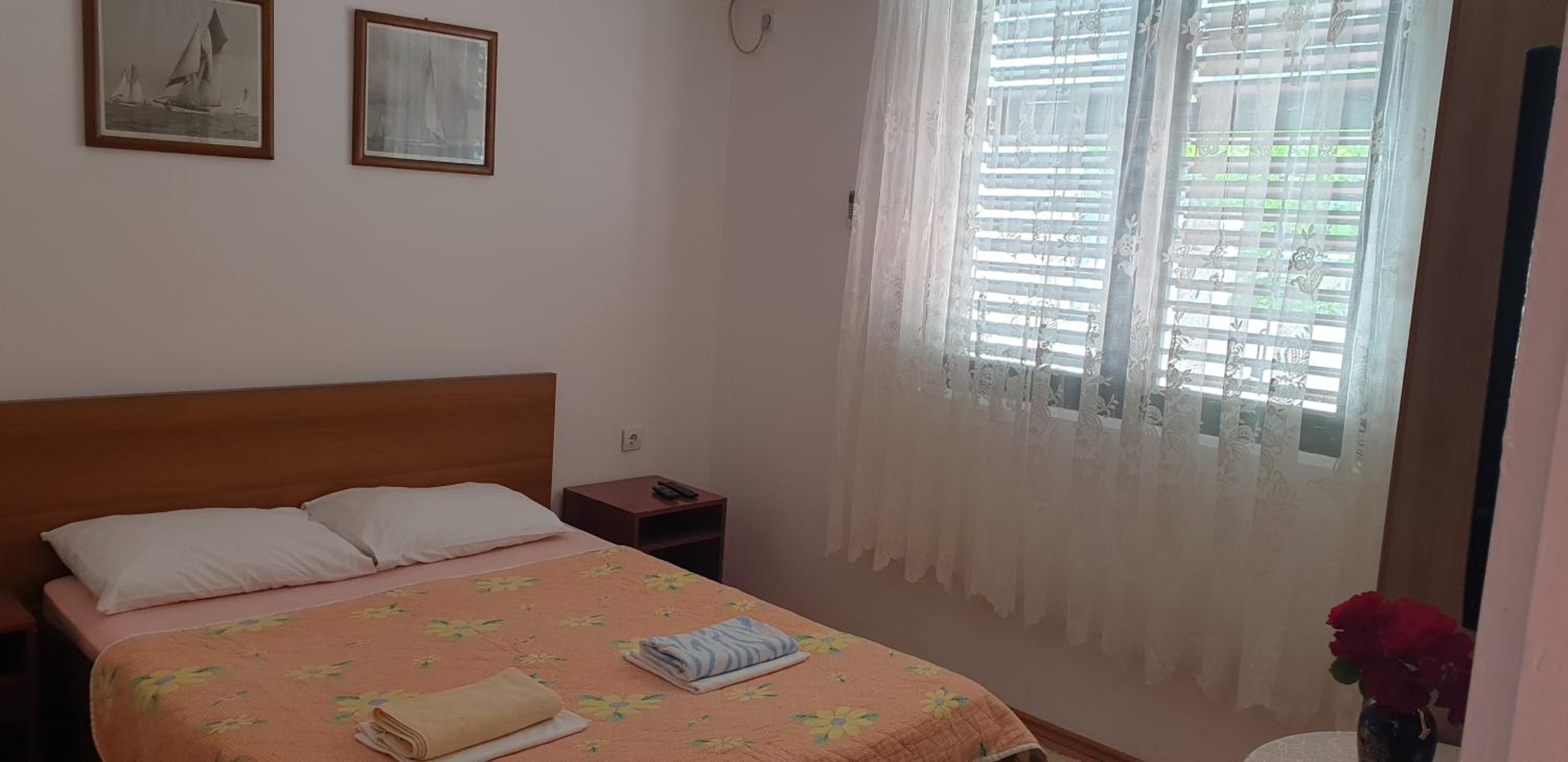 Apartment - Ground Floor photo 2