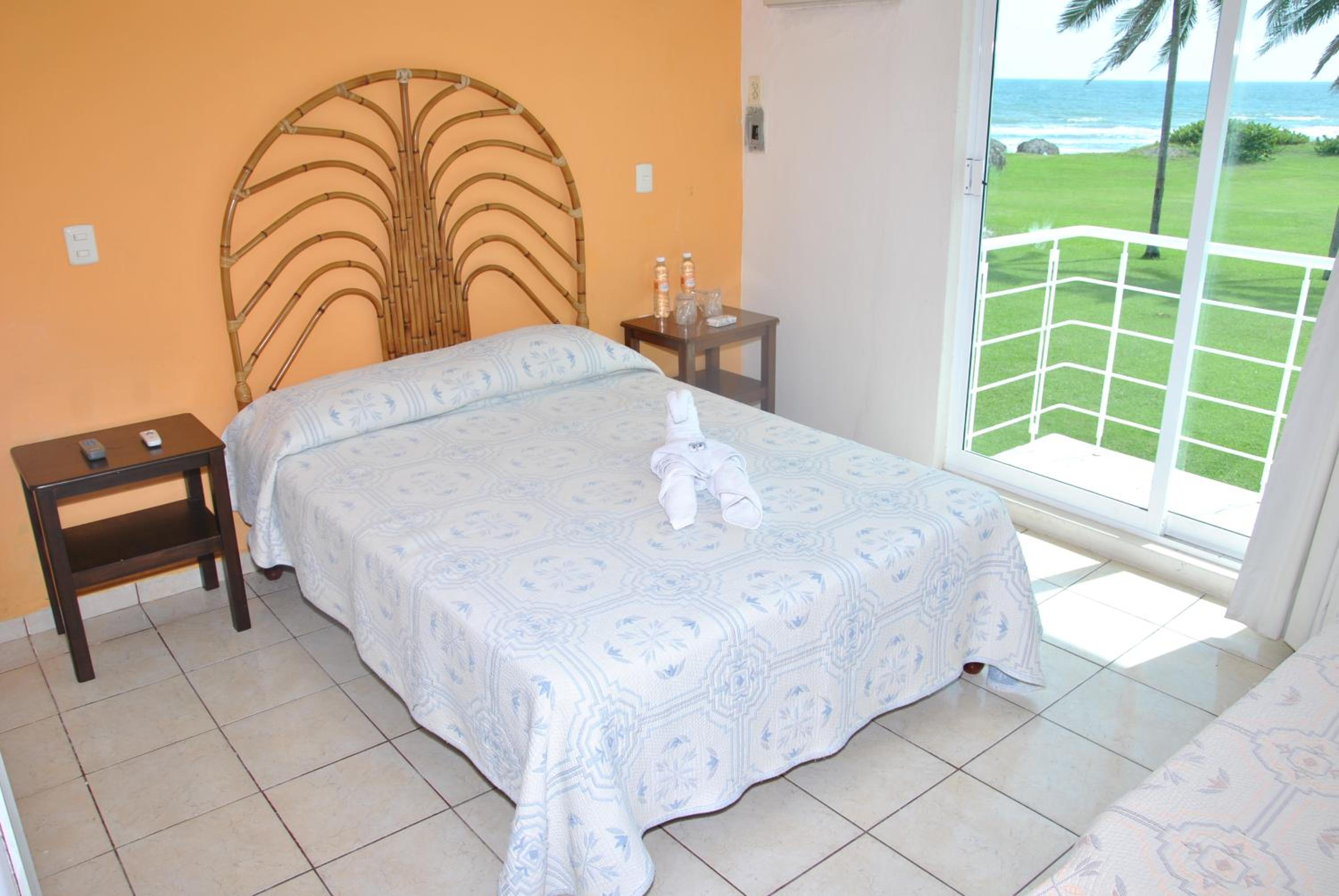 Triple Room - Photo 1