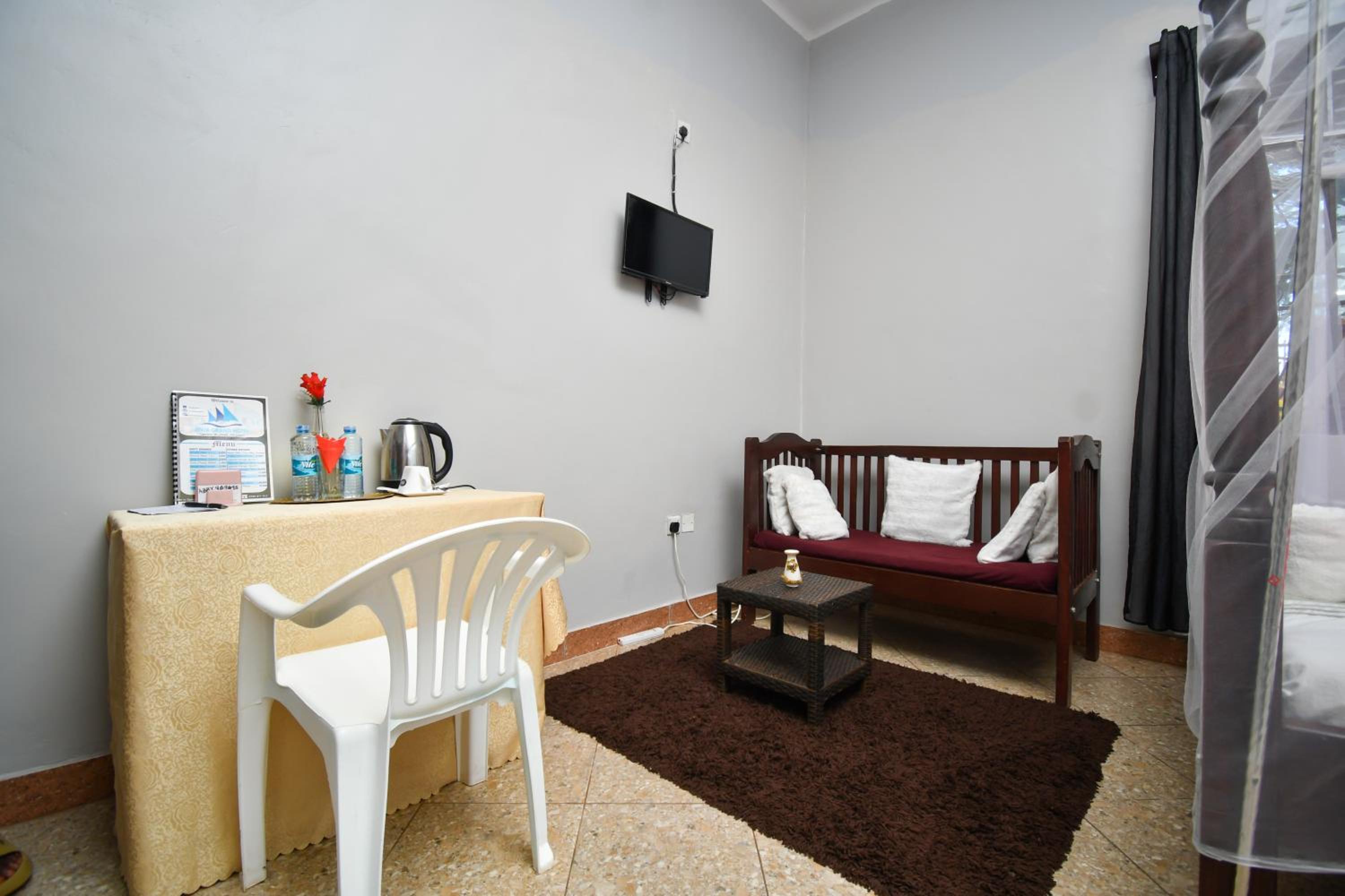 Deluxe Double Room with Extra Bed