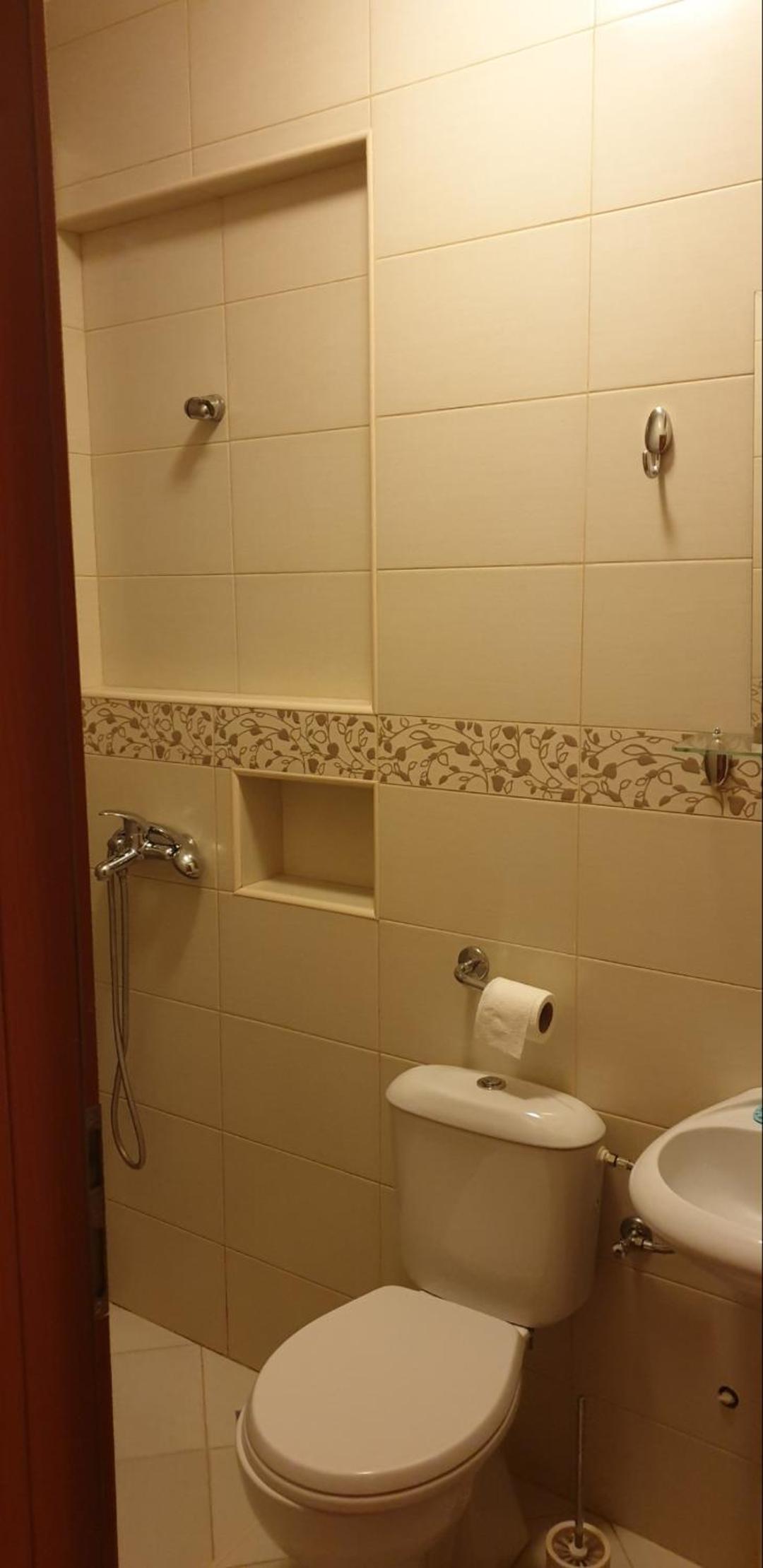 Apartment - Ground Floor photo 3