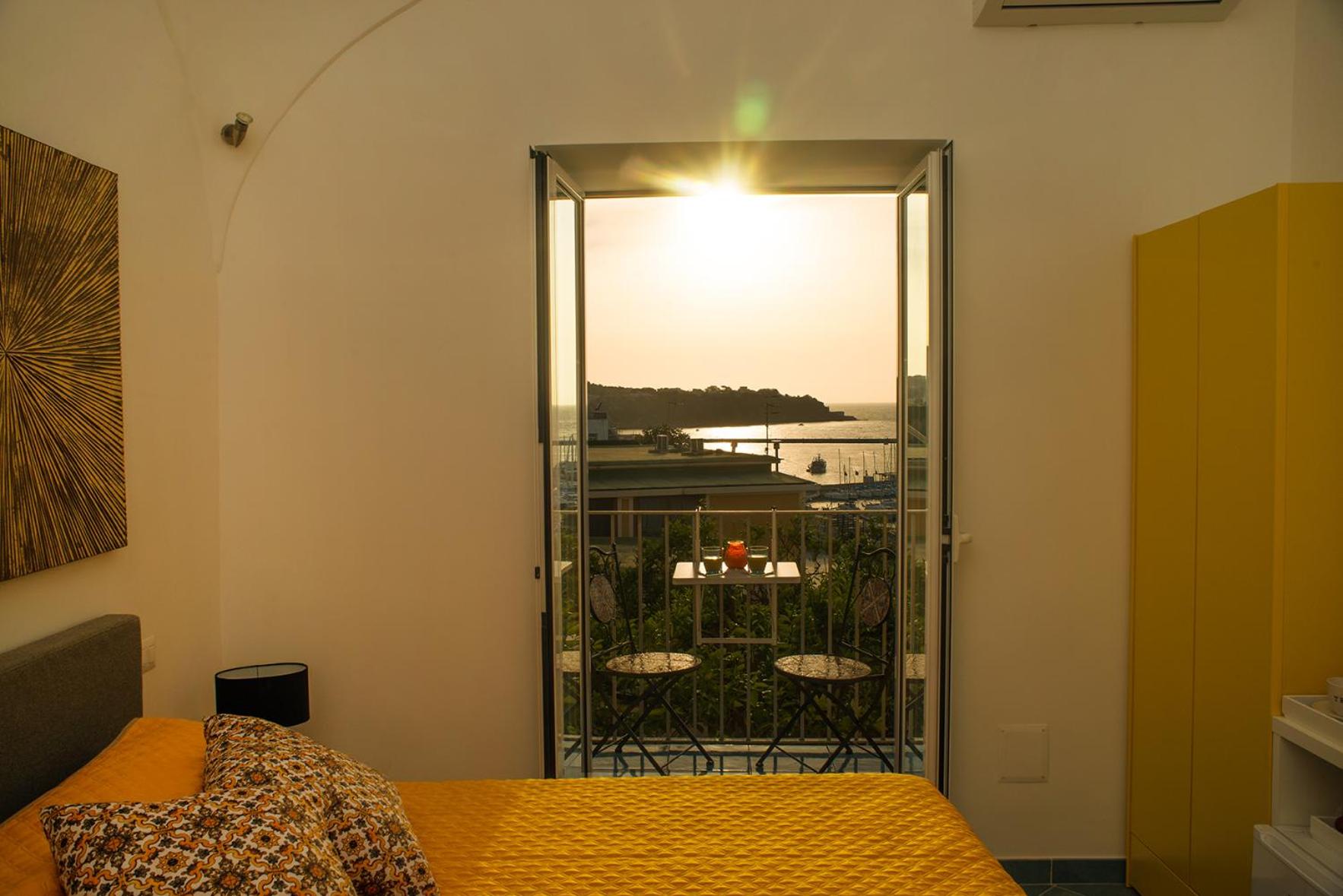 Double Room with Balcony photo 2