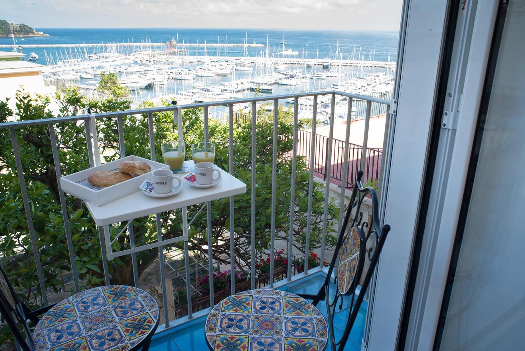 Double Room with Balcony photo 1