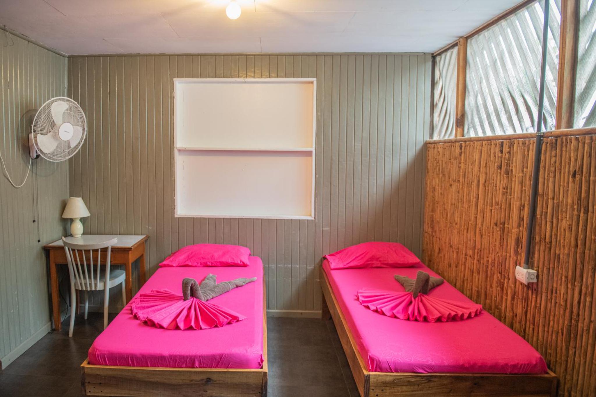 Twin Room with Bathroom photo 3