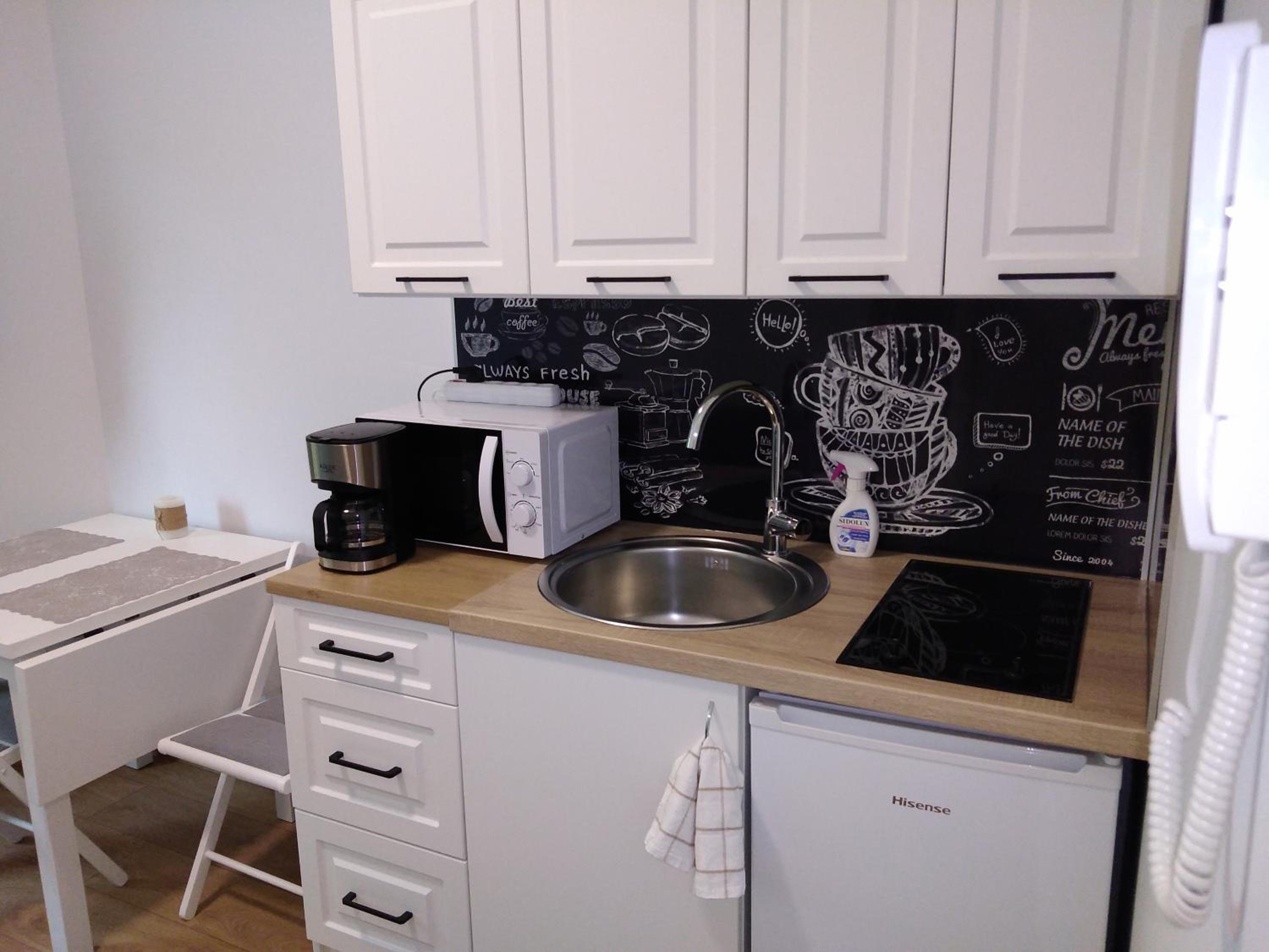 One-Bedroom Apartment - Photo 1