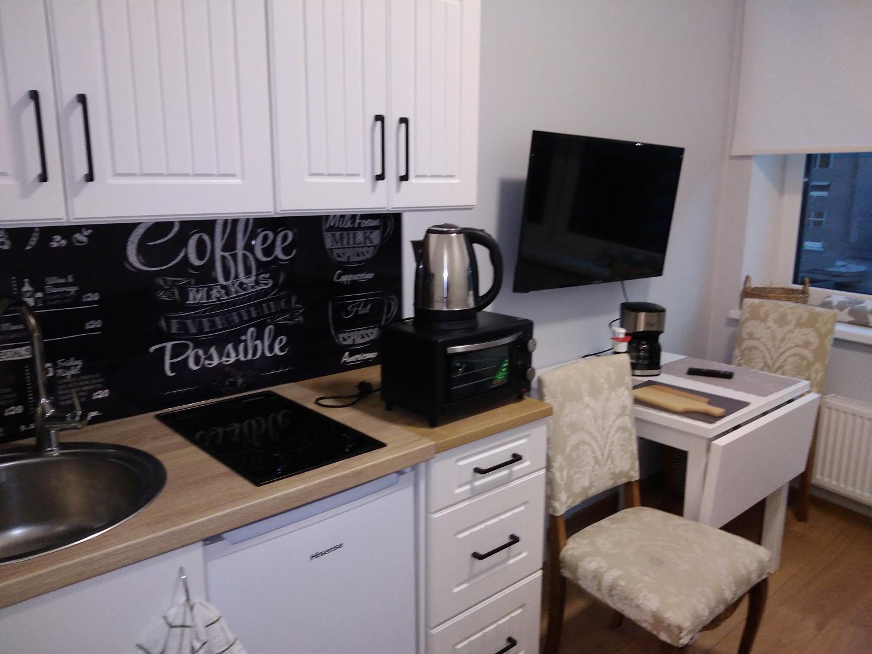 One-Bedroom Apartment - Photo 1