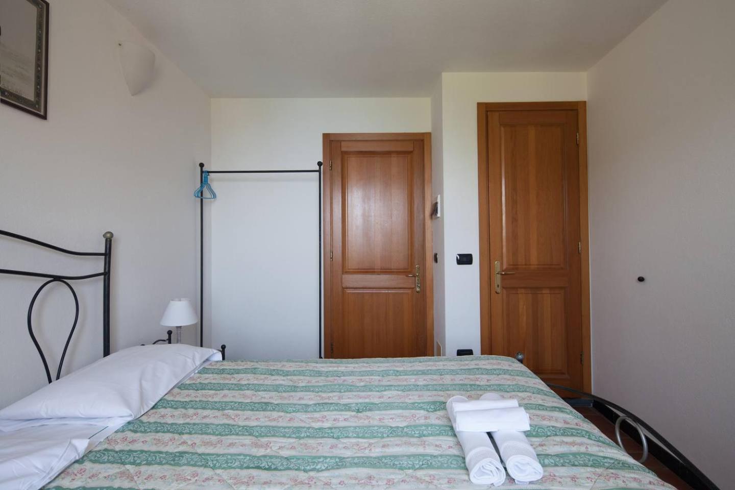 Double Room with Sea View - Separate Building - Photo 7