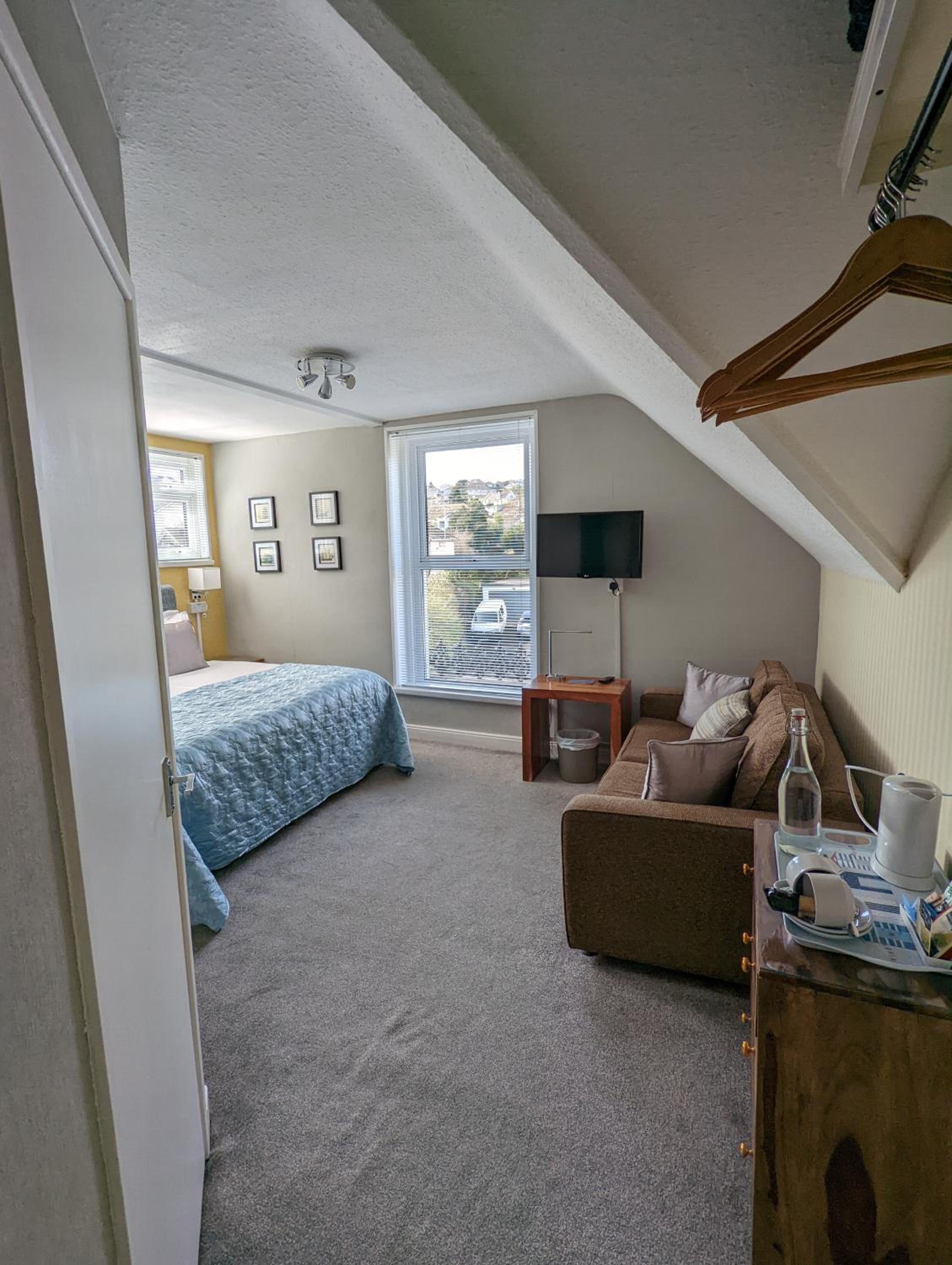 Family Room photo 3