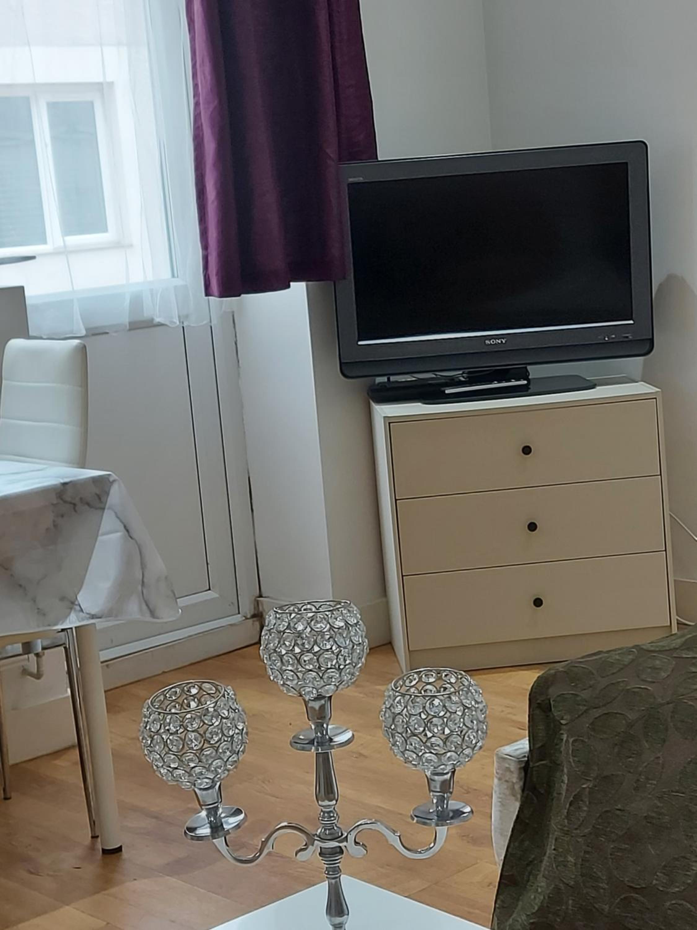 One-Bedroom Apartment - Photo 18