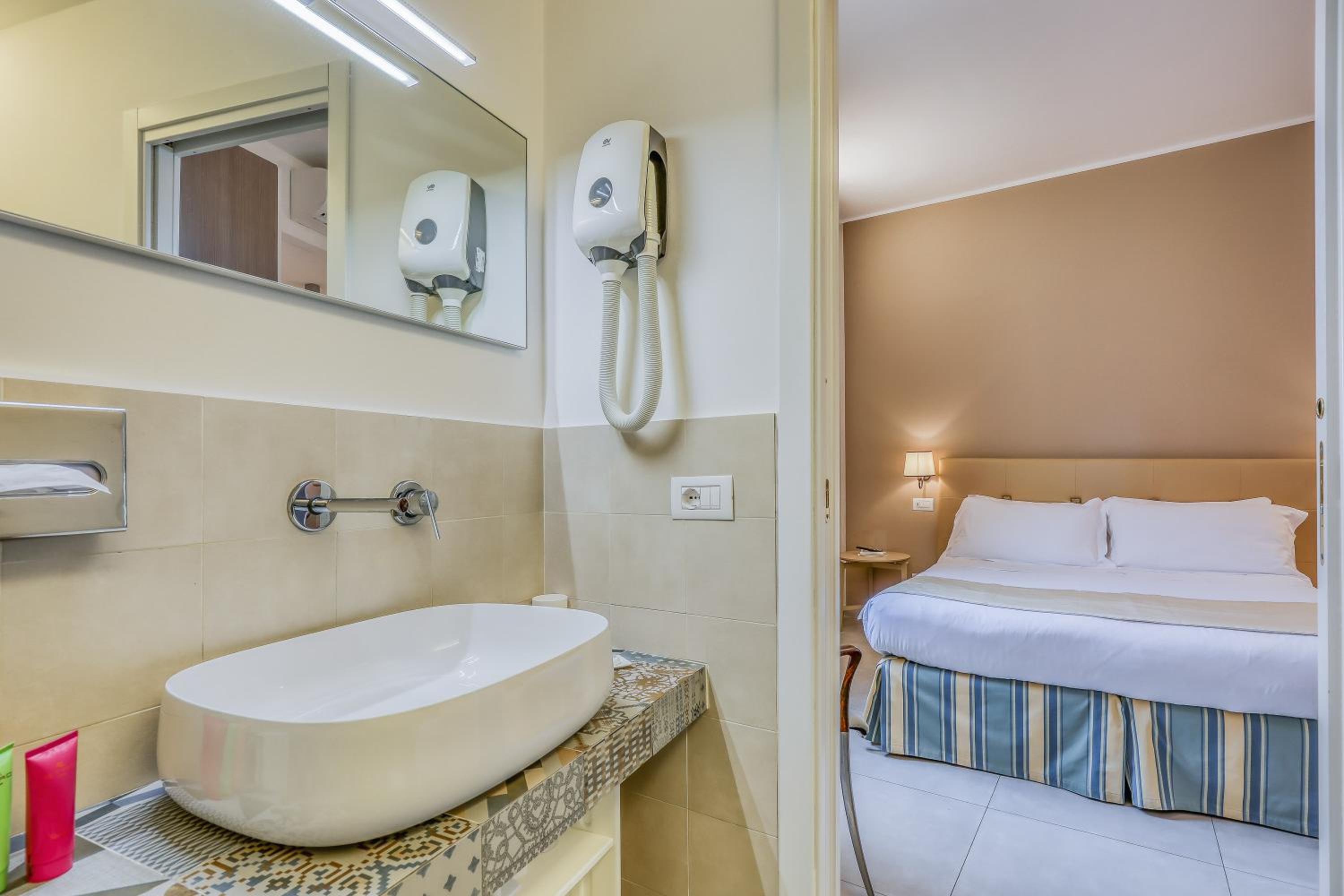 Superior Double Room with Mountain View photo 3