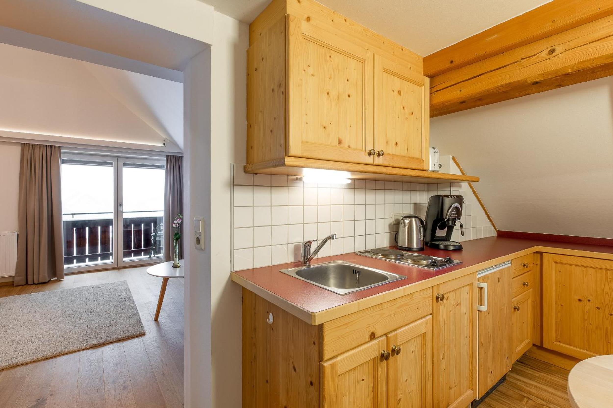 Apartment with Mountain View photo 2