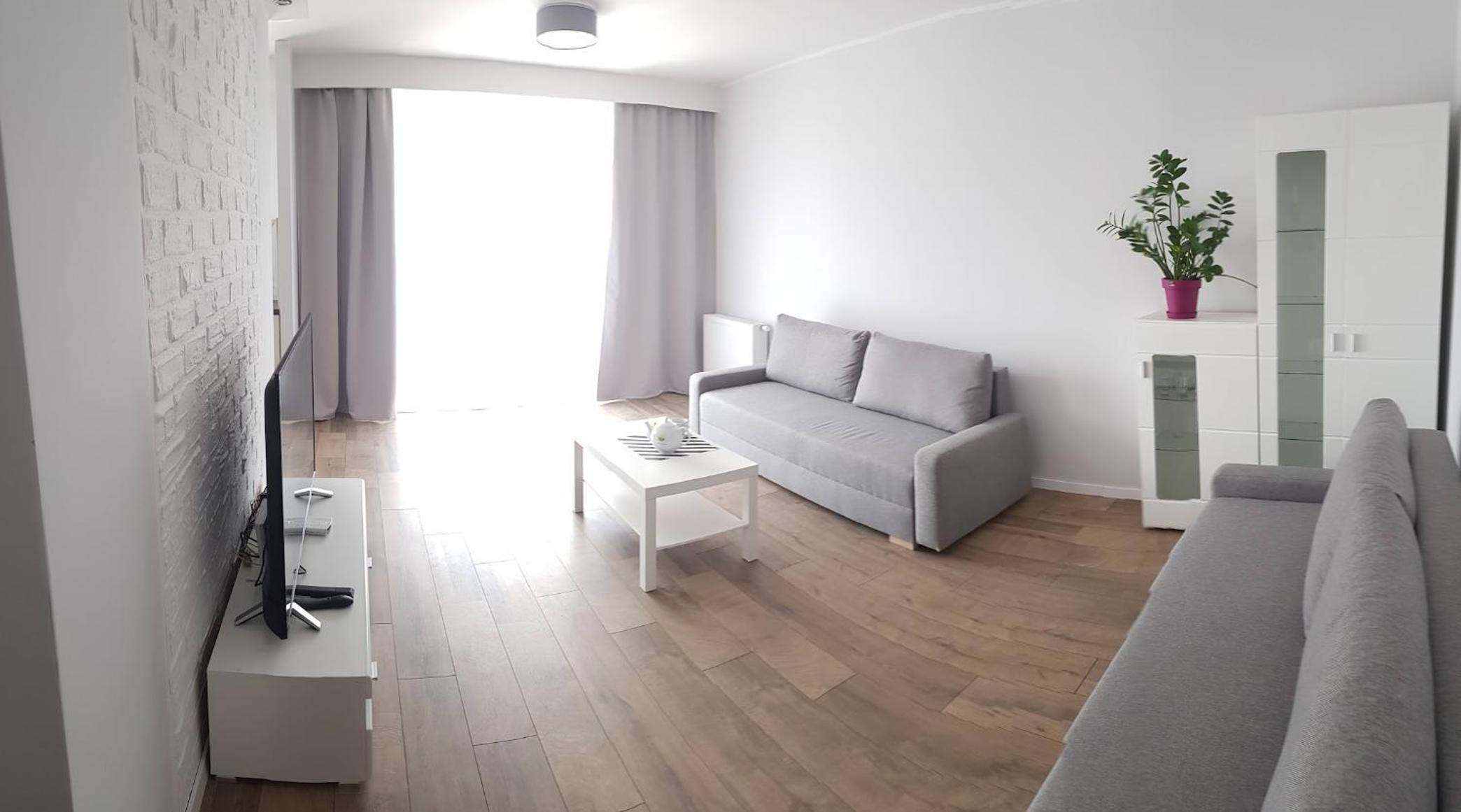 Two-Bedroom Suite - Photo 2