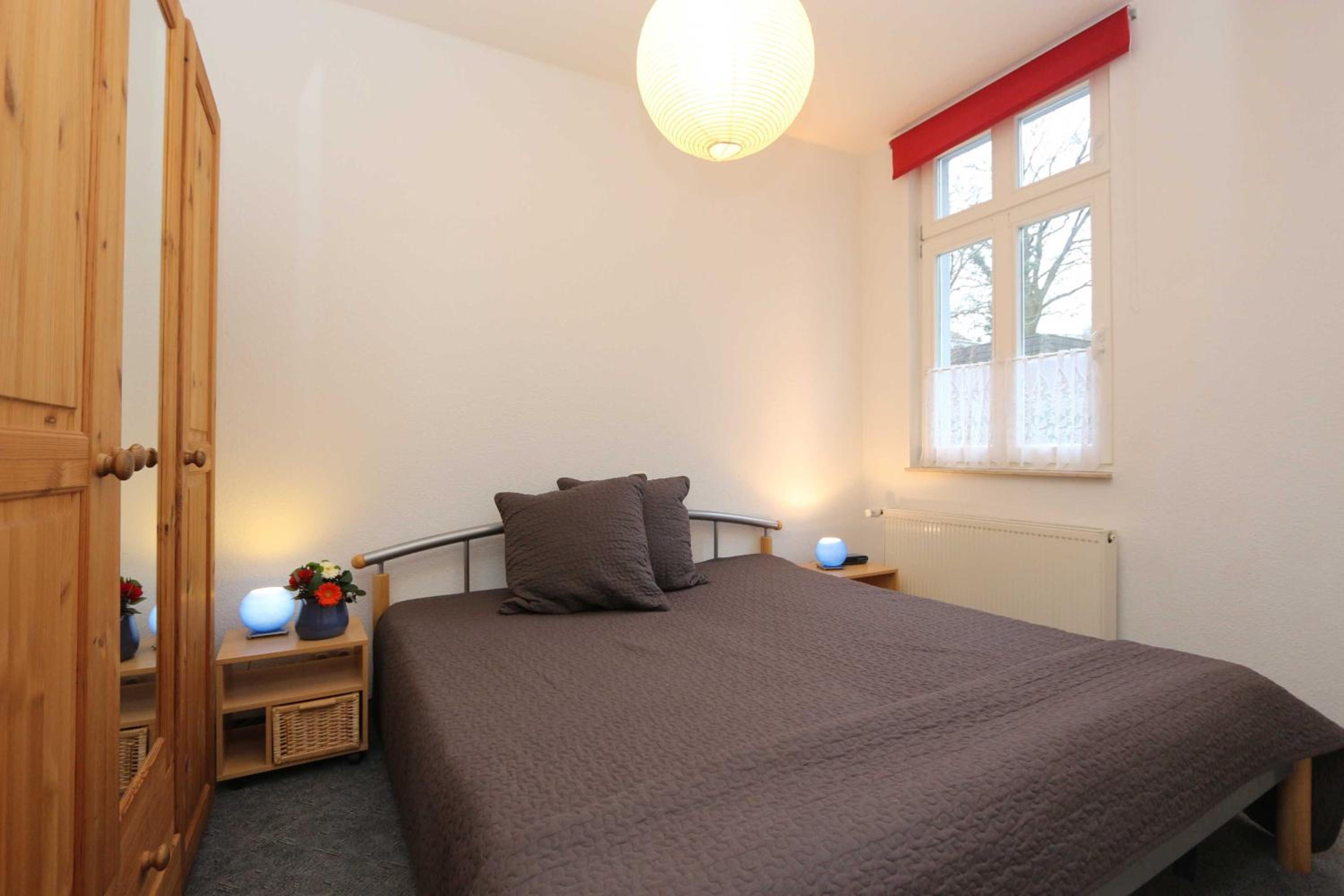One-Bedroom Apartment with Balcony photo 3