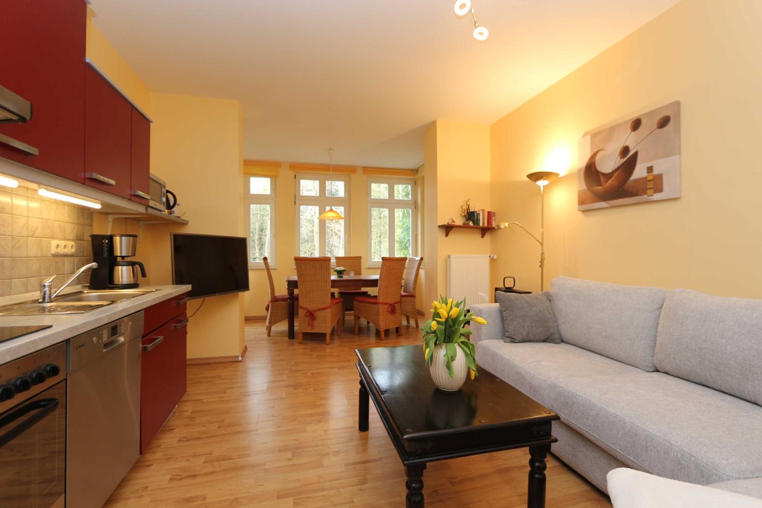 Two-Bedroom Apartment with Terrace photo 3