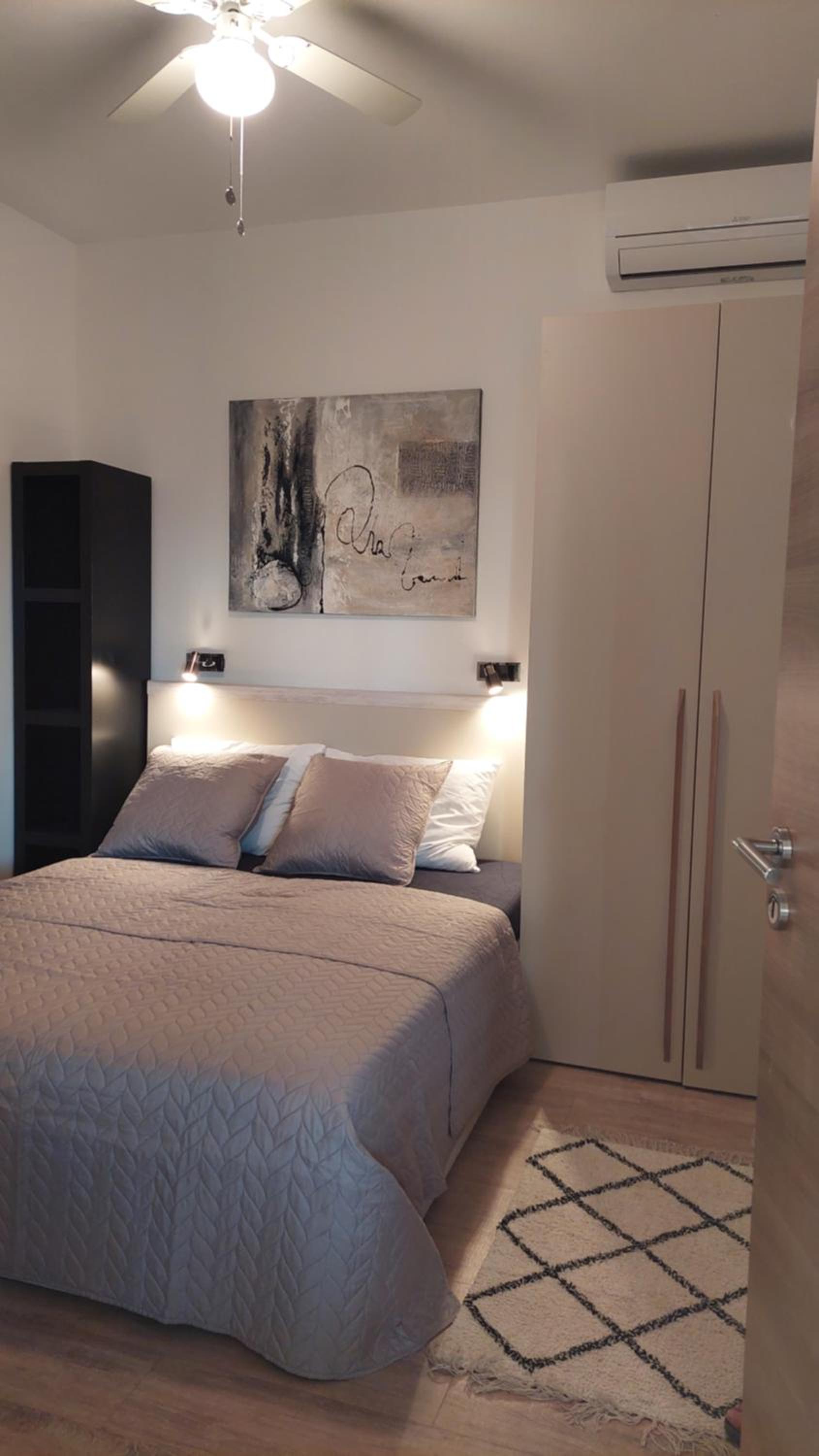 Two-Bedroom Apartment with Balcony and Sea View