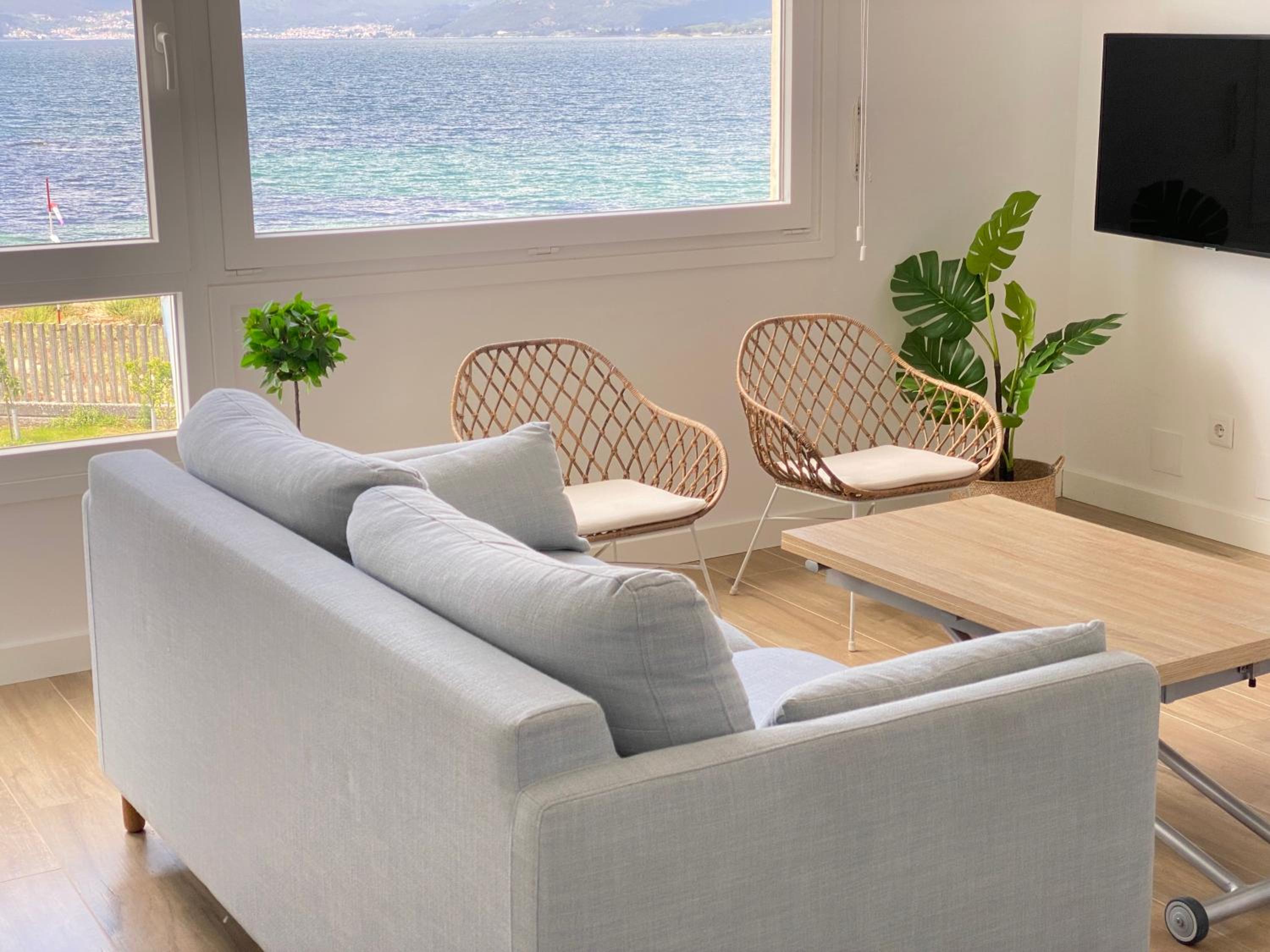 Apartment with Sea View photo 2