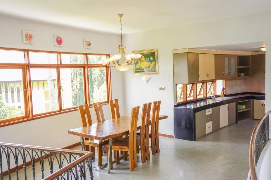 Three-Bedroom Villa - Photo 24