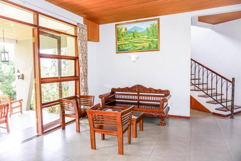 Three-Bedroom Villa - Photo 12