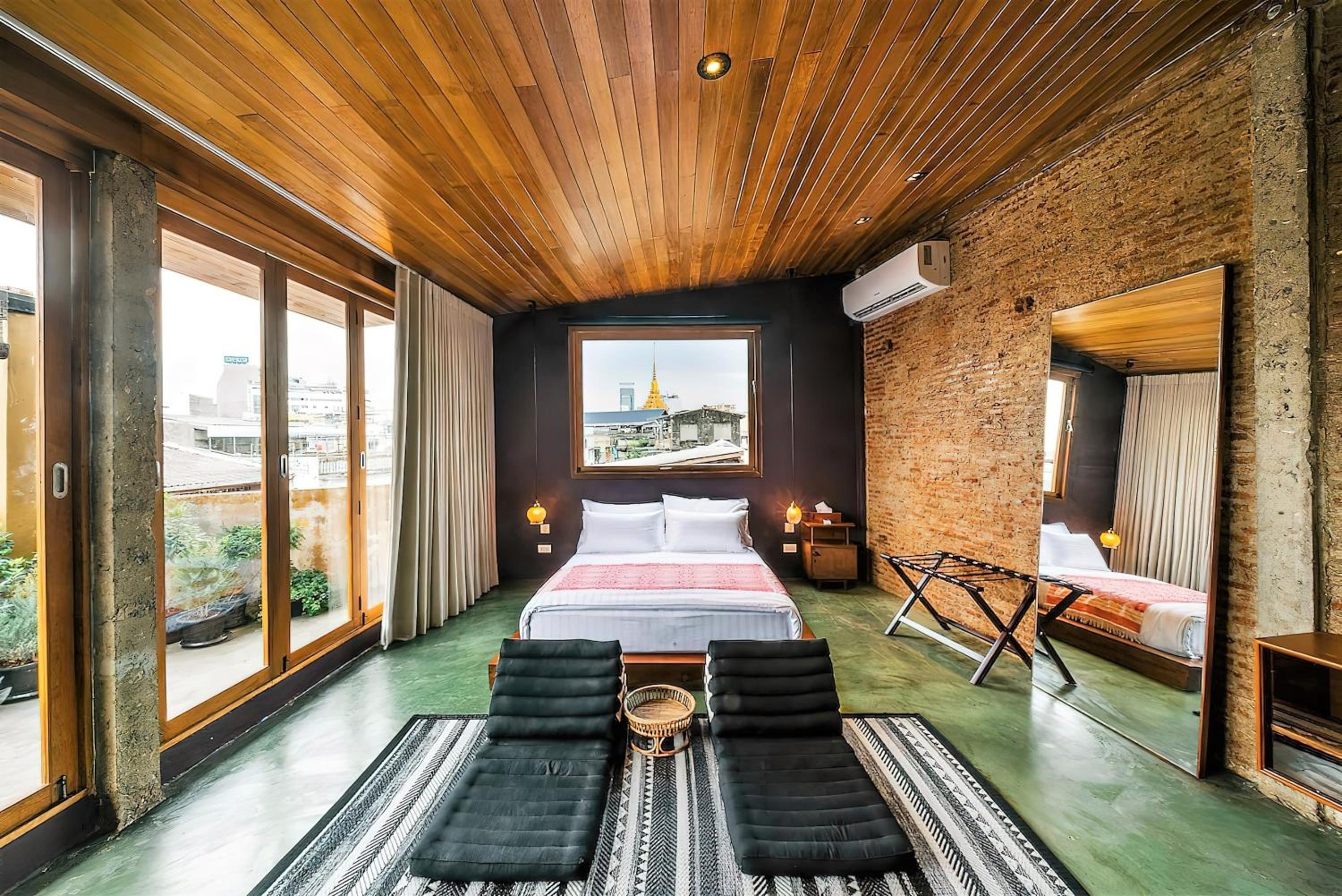 Studio with Terrace