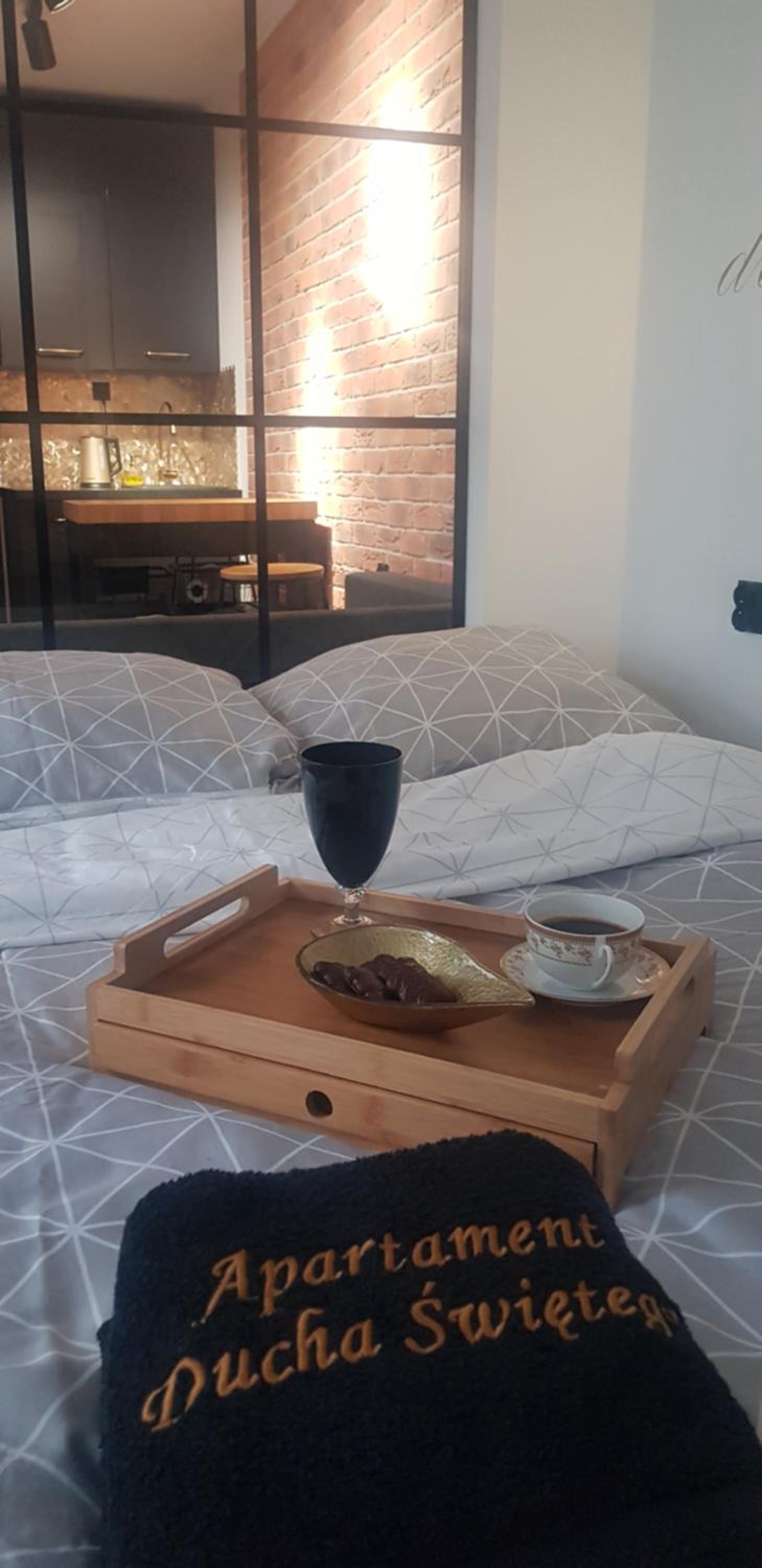 One-Bedroom Apartment - Photo 13