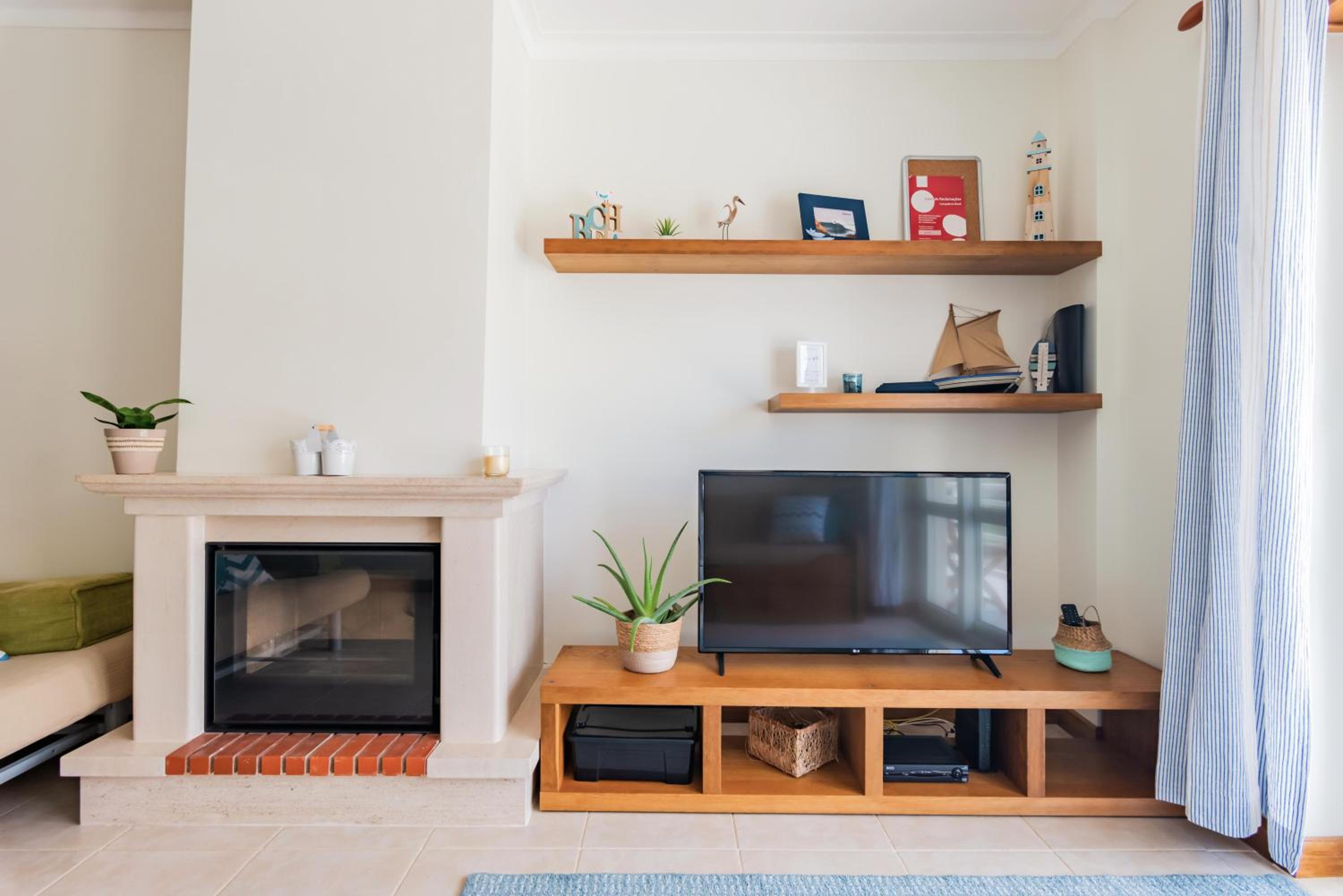 Apartment photo 2