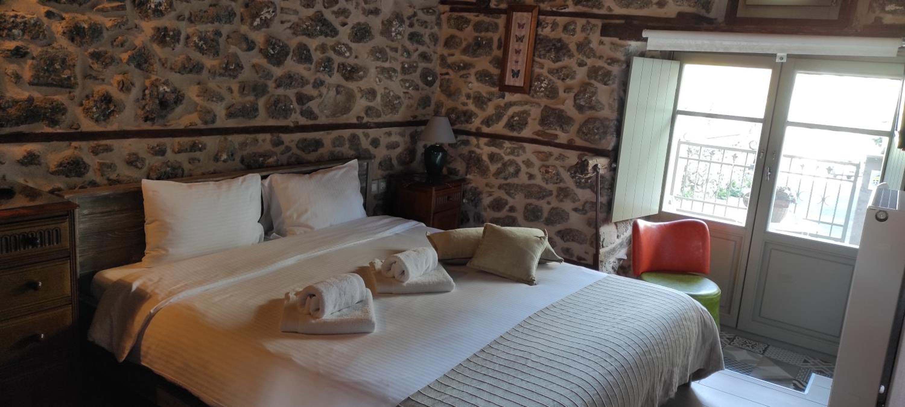 Double Room with Patio photo 2