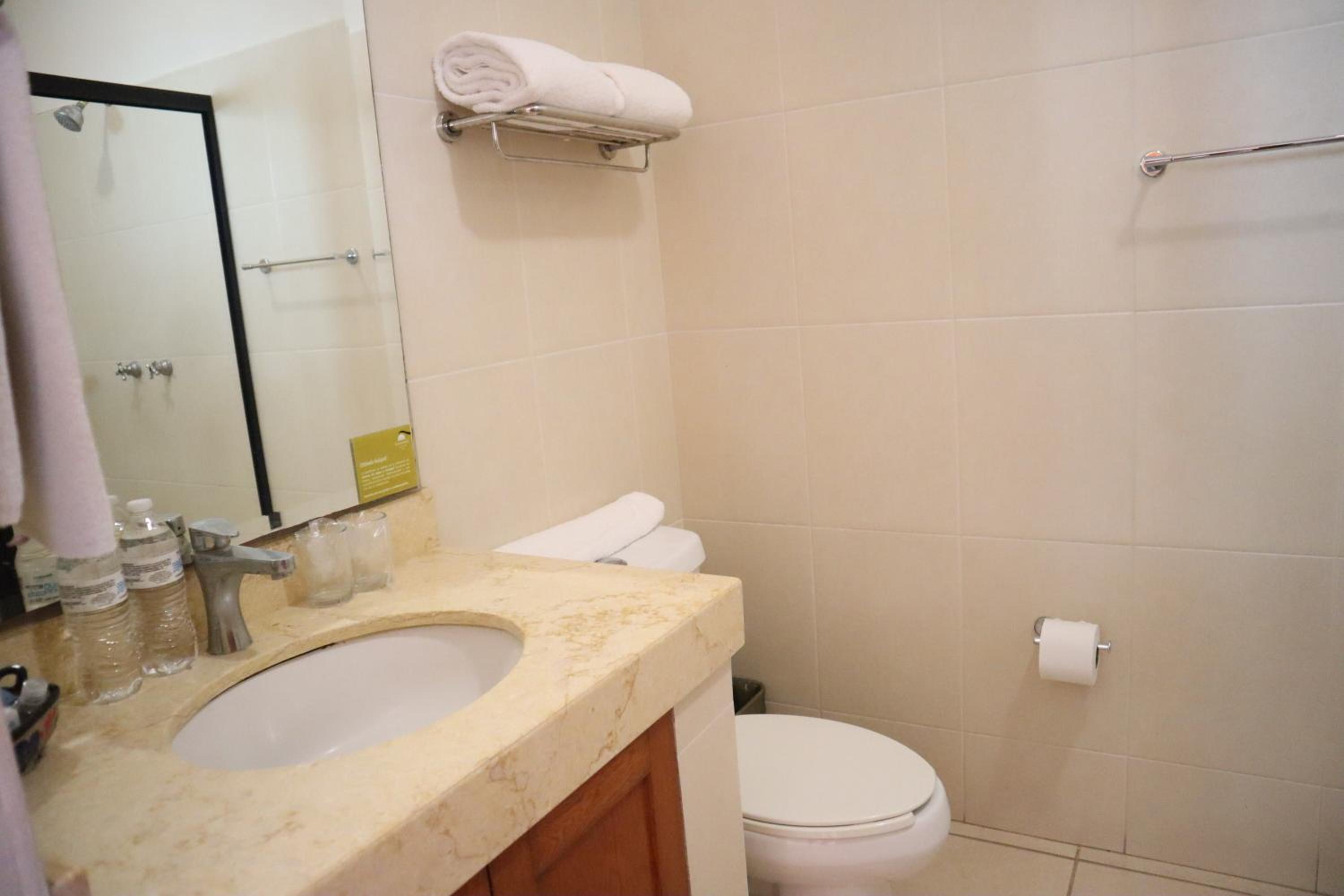 Standard Double Room with Two Double Beds photo 2