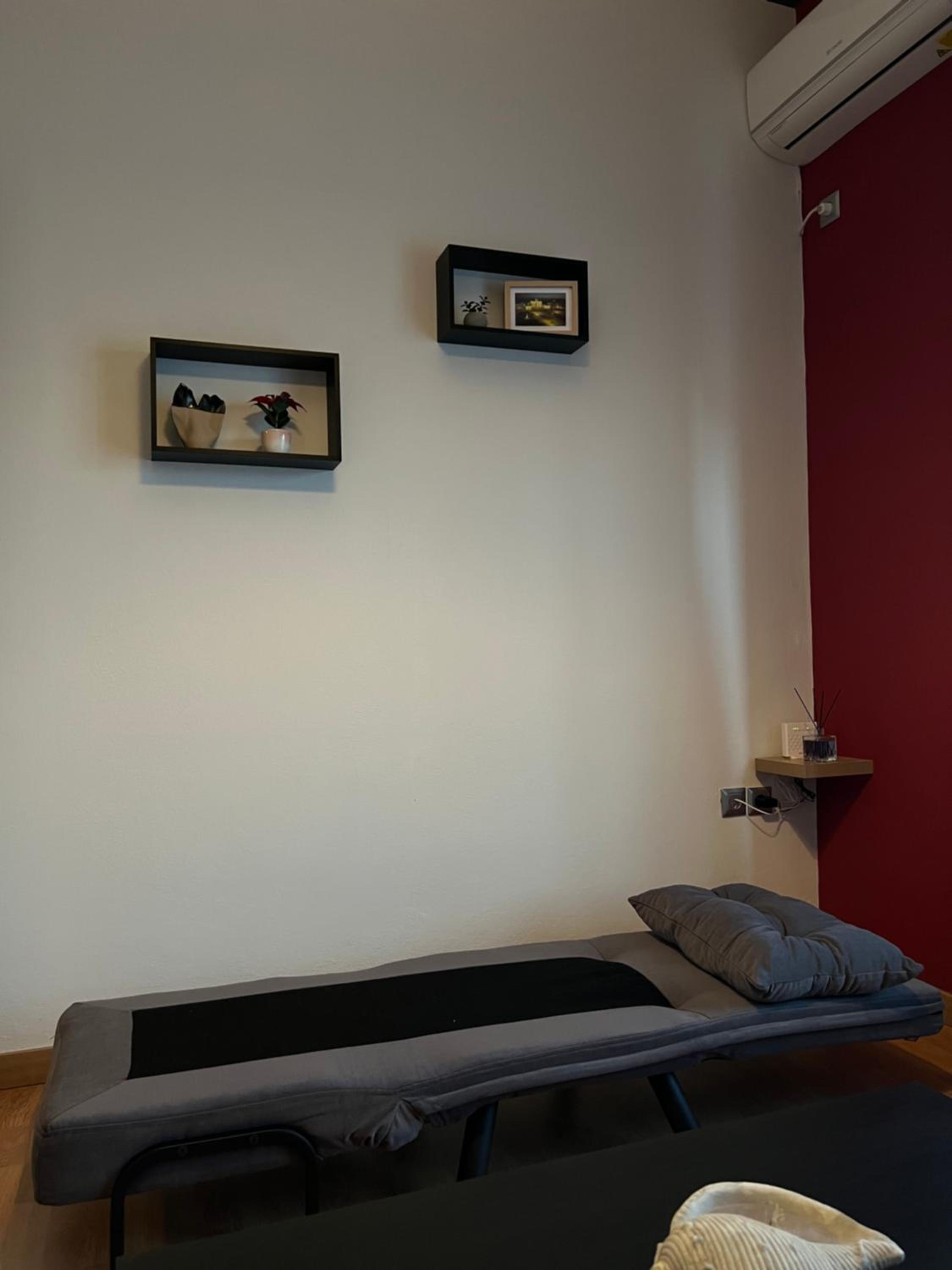 One-Bedroom Apartment - Photo 19