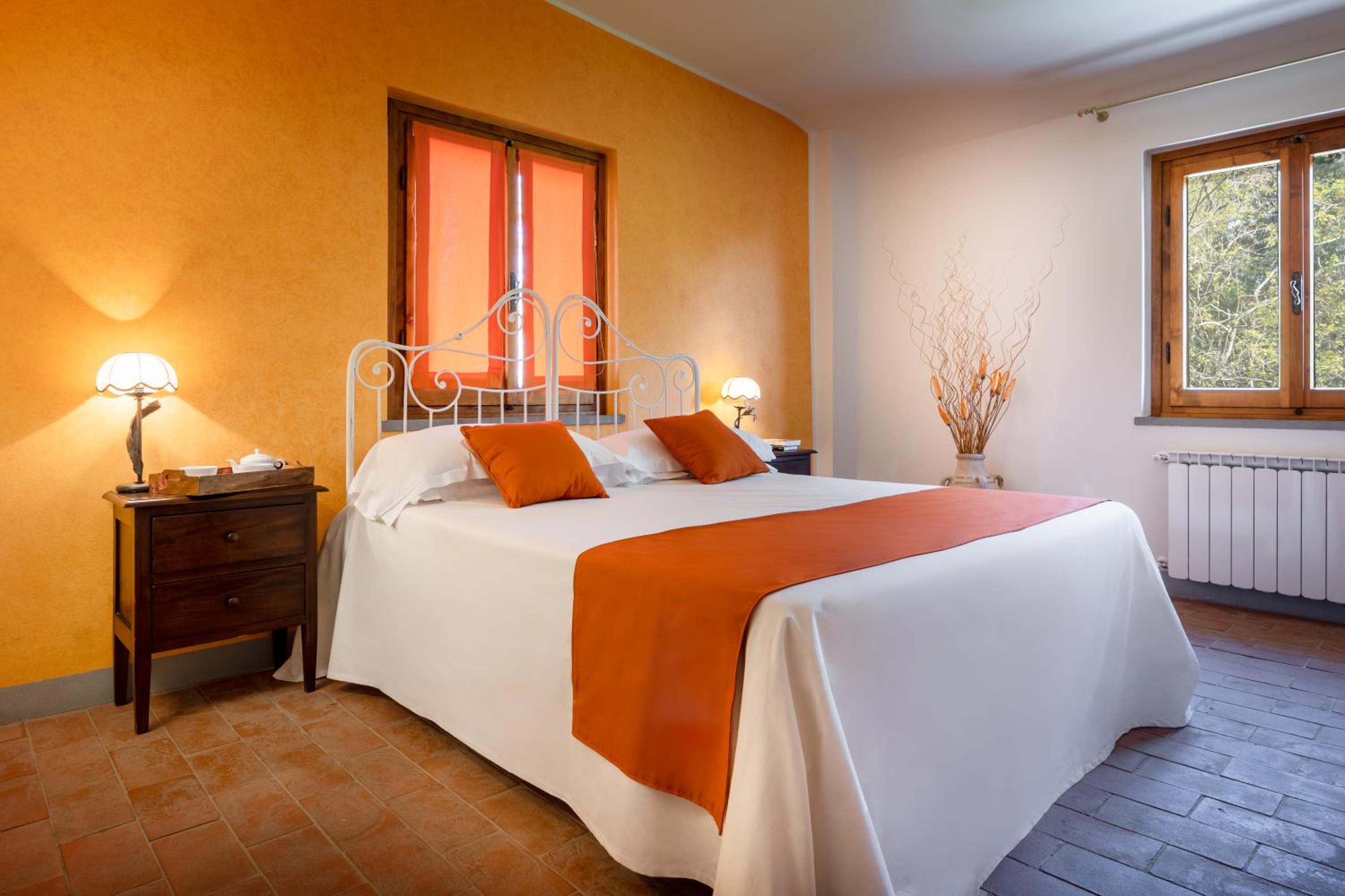 Deluxe King Room - Photo 3