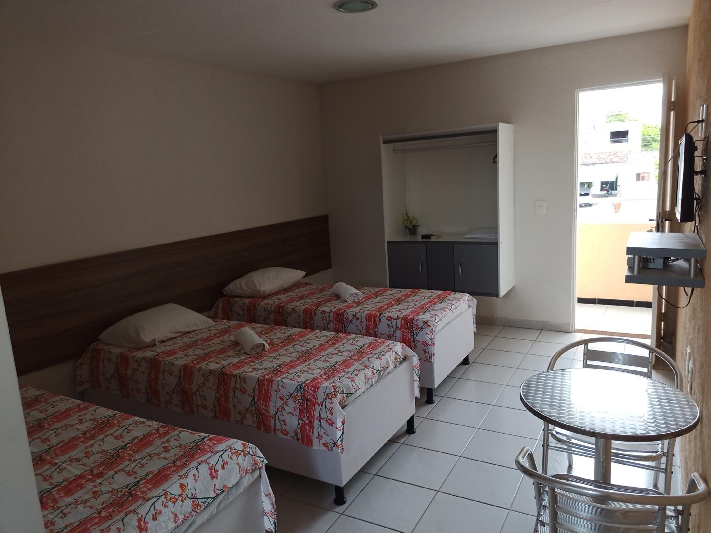 Triple Room with Bathroom photo 2
