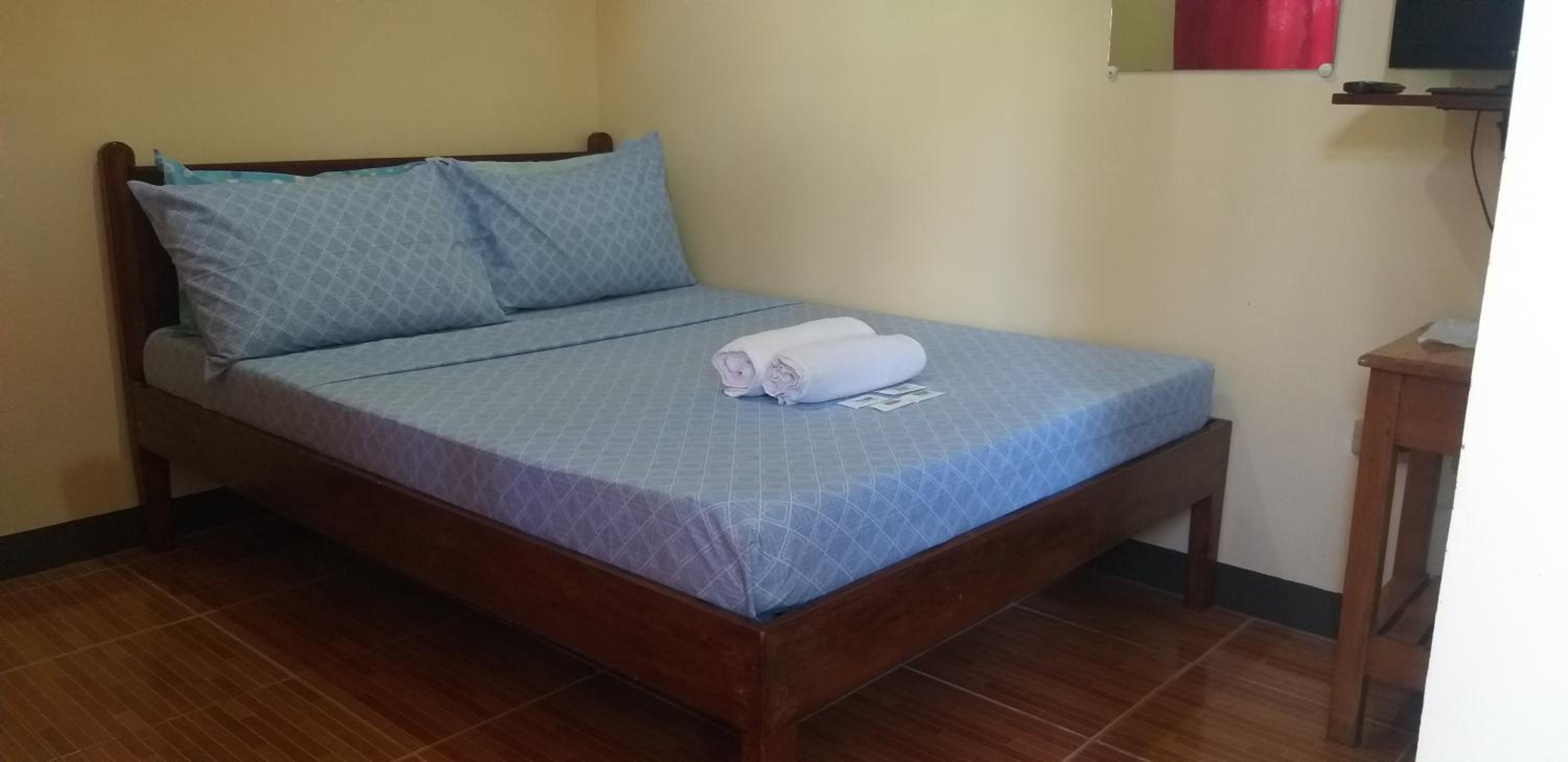 Standard Double Room - Photo 3